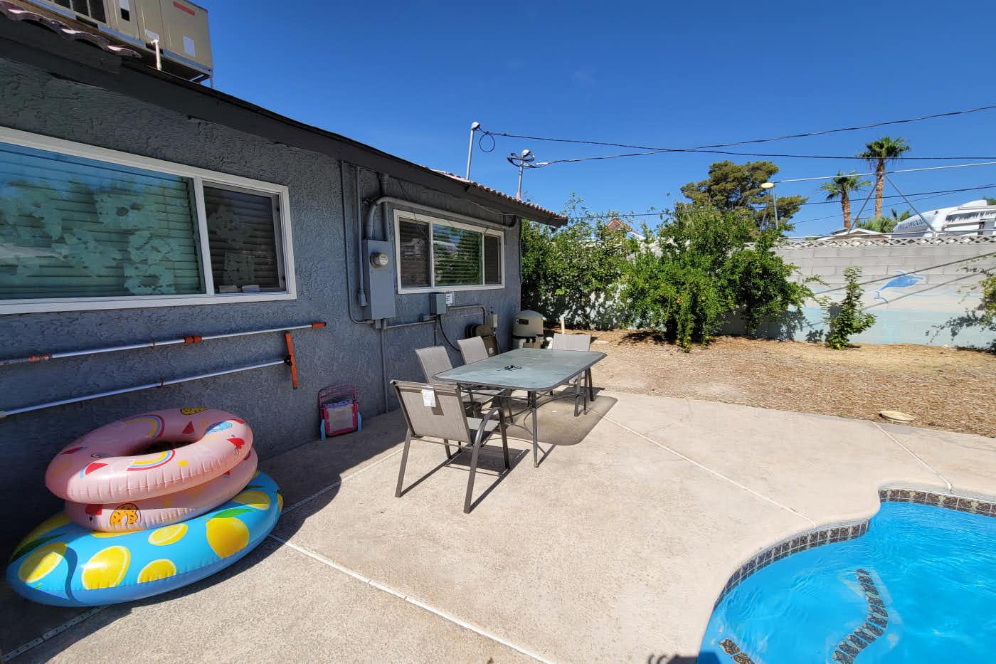 Listing photo-2