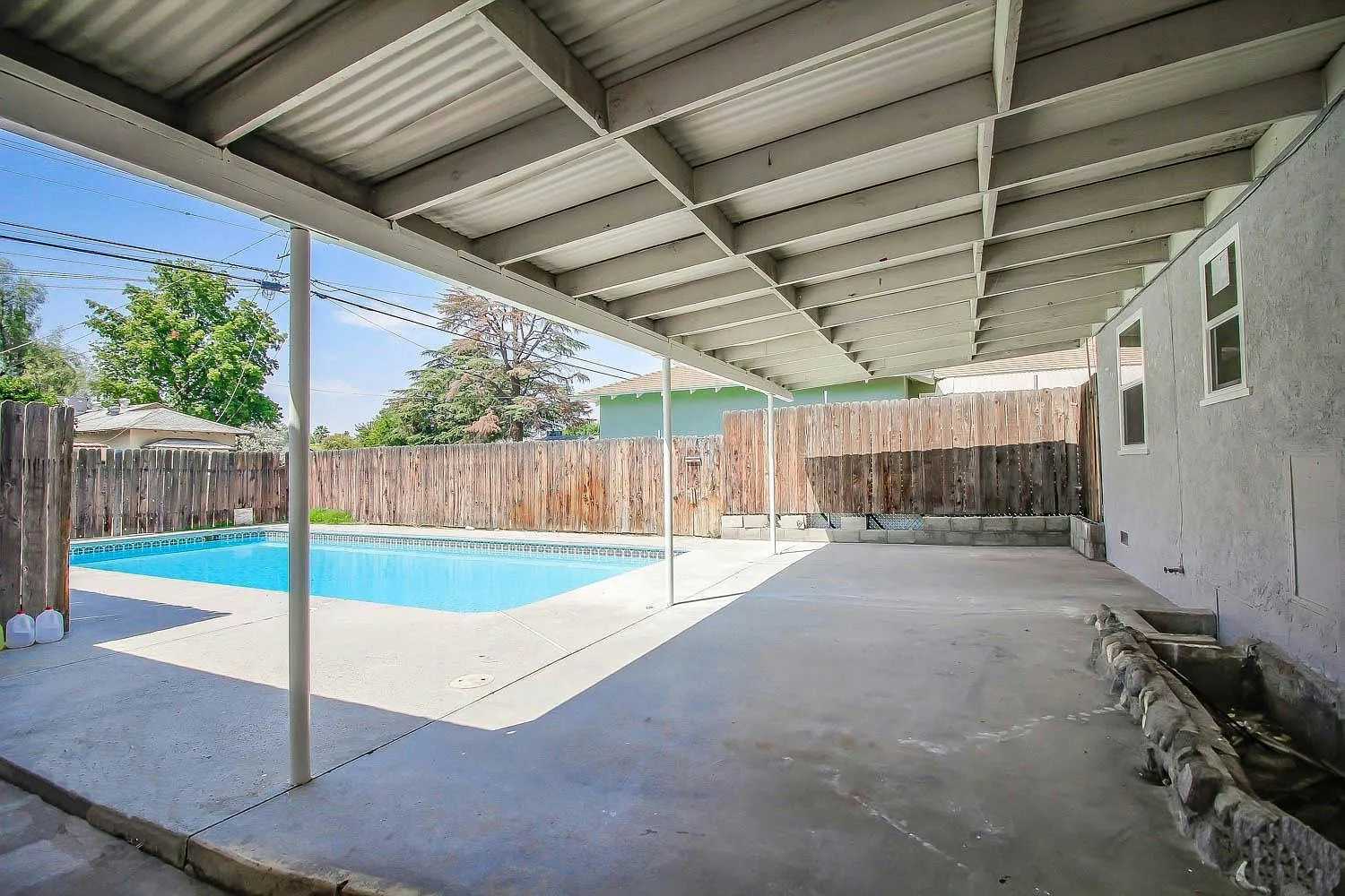 Listing photo-3