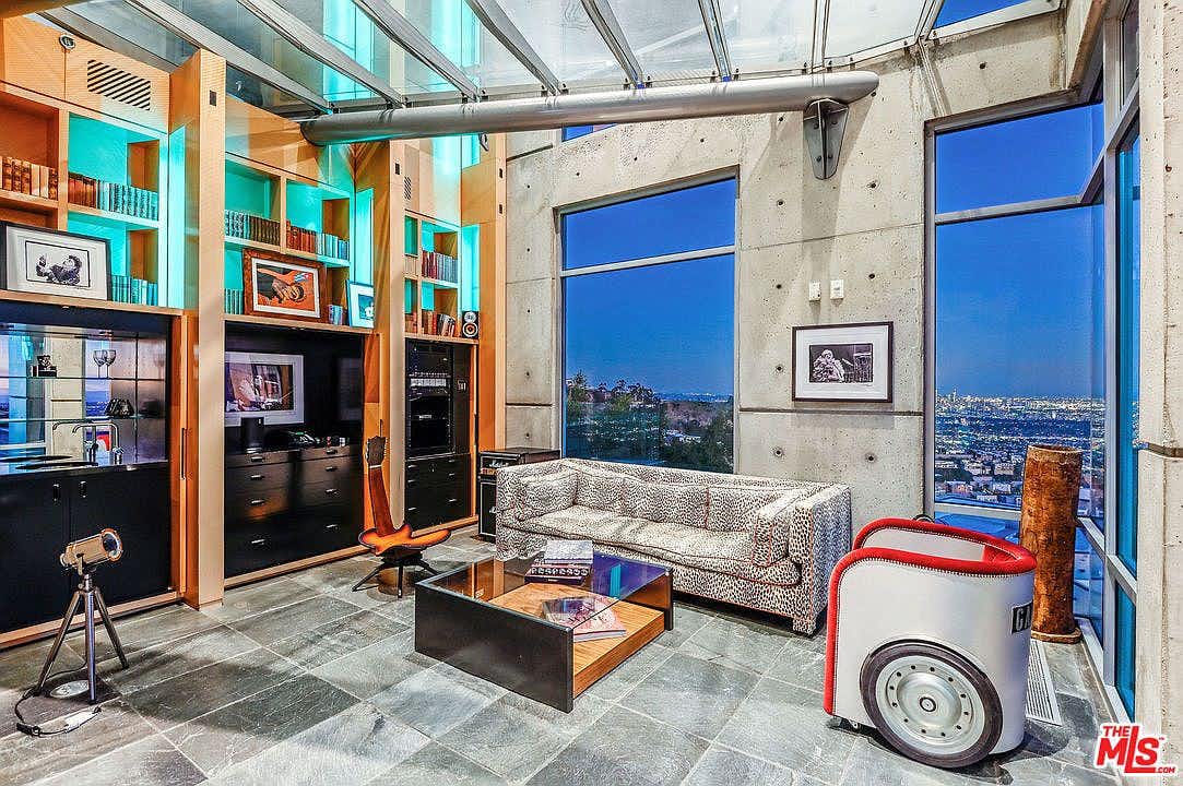 Listing photo-2
