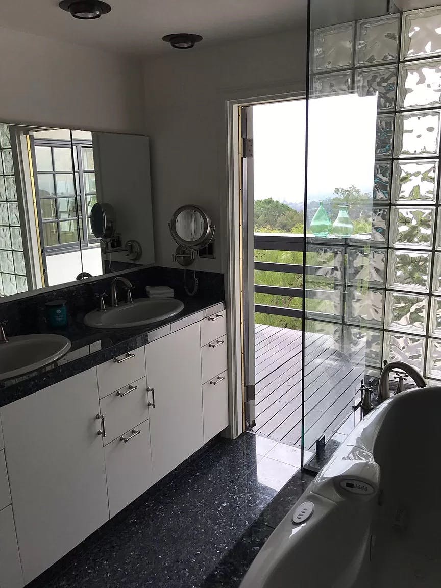 Listing photo-3
