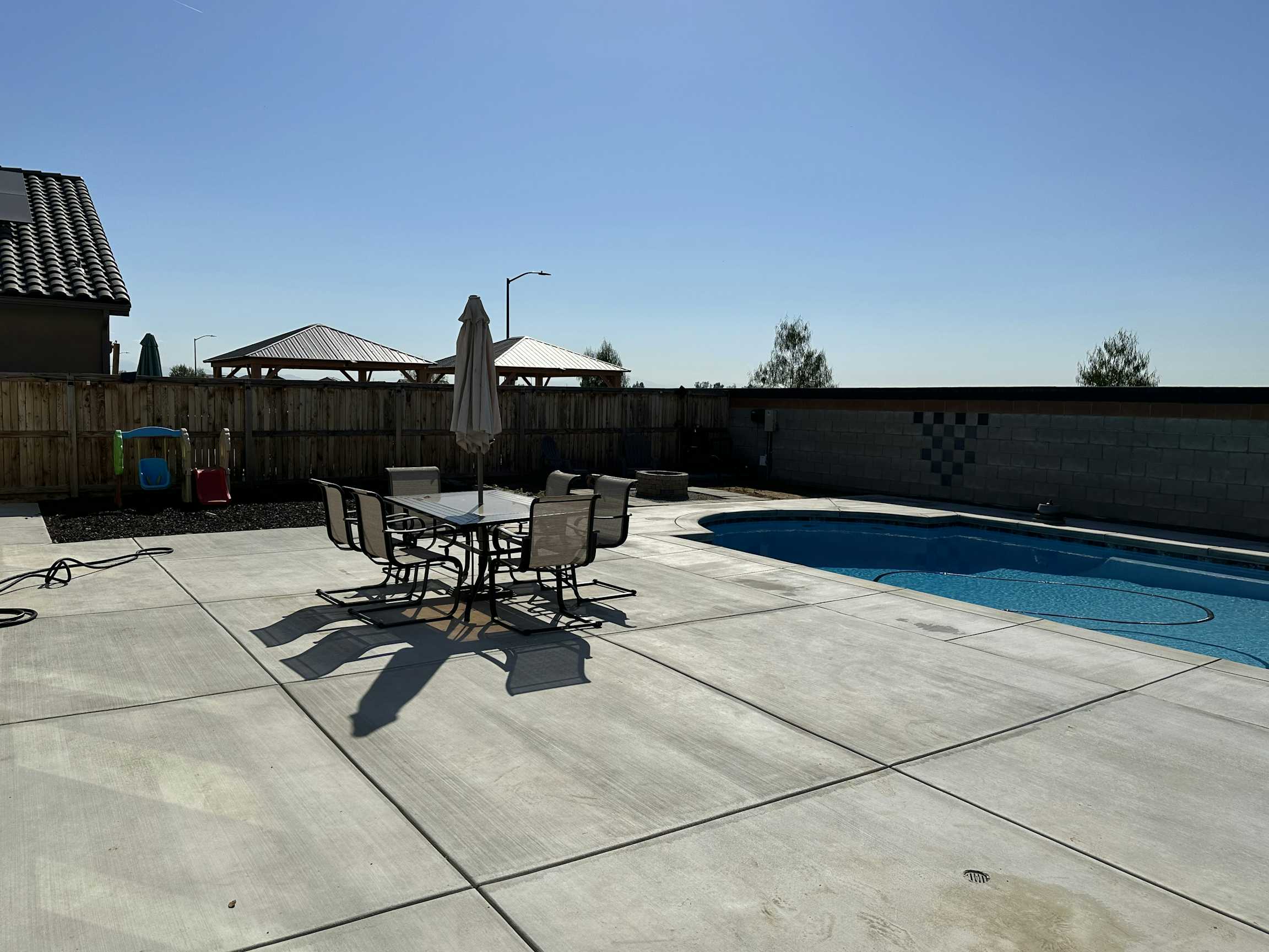 Listing photo-2