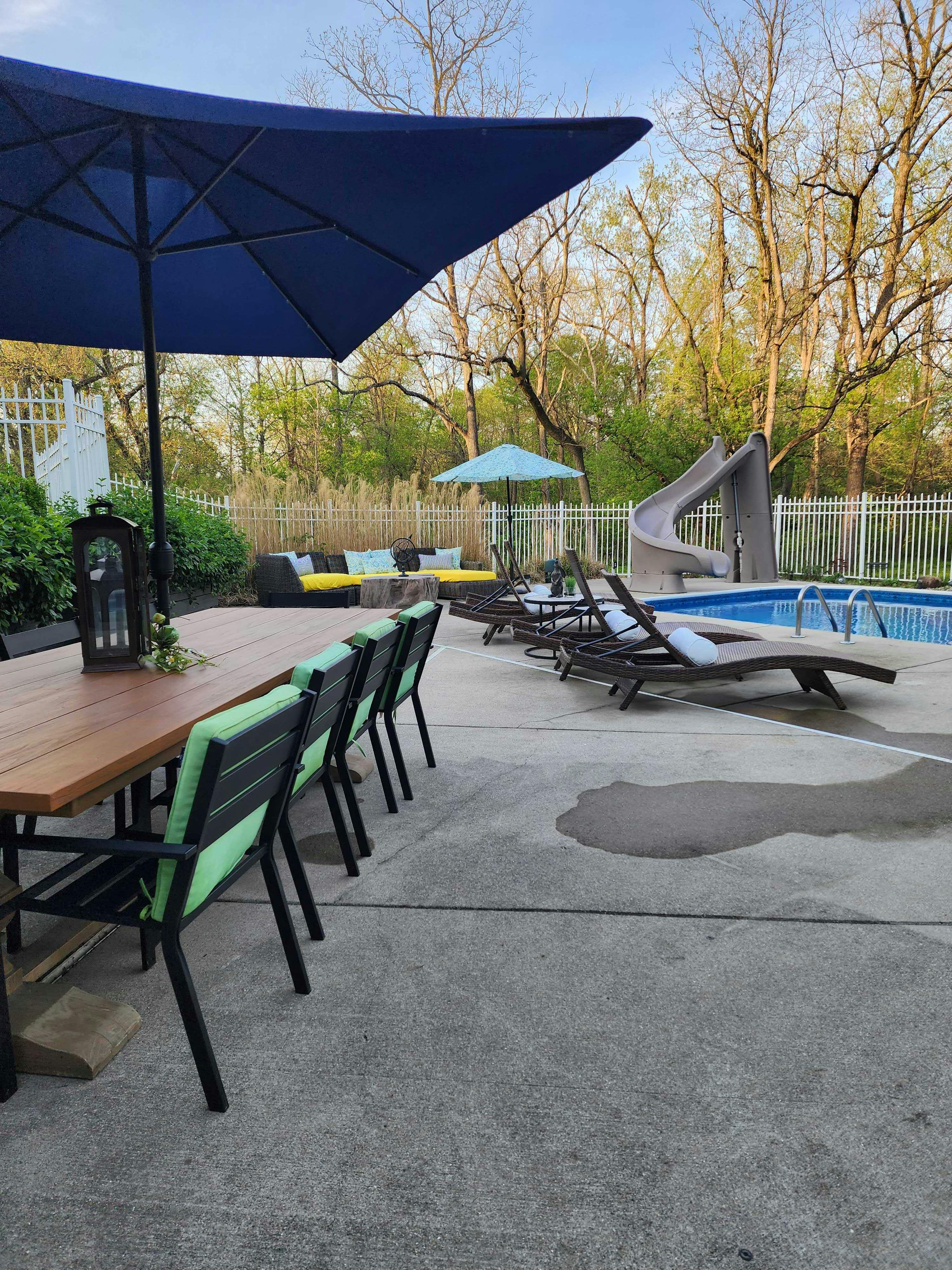 Waters Edge Luxury Escape Private Pool in Blacklick Swimply