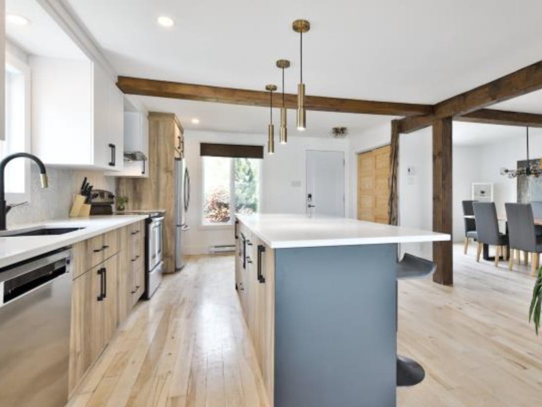 Lakeshose Paradise Private Home for Rent in Carignan Swimply