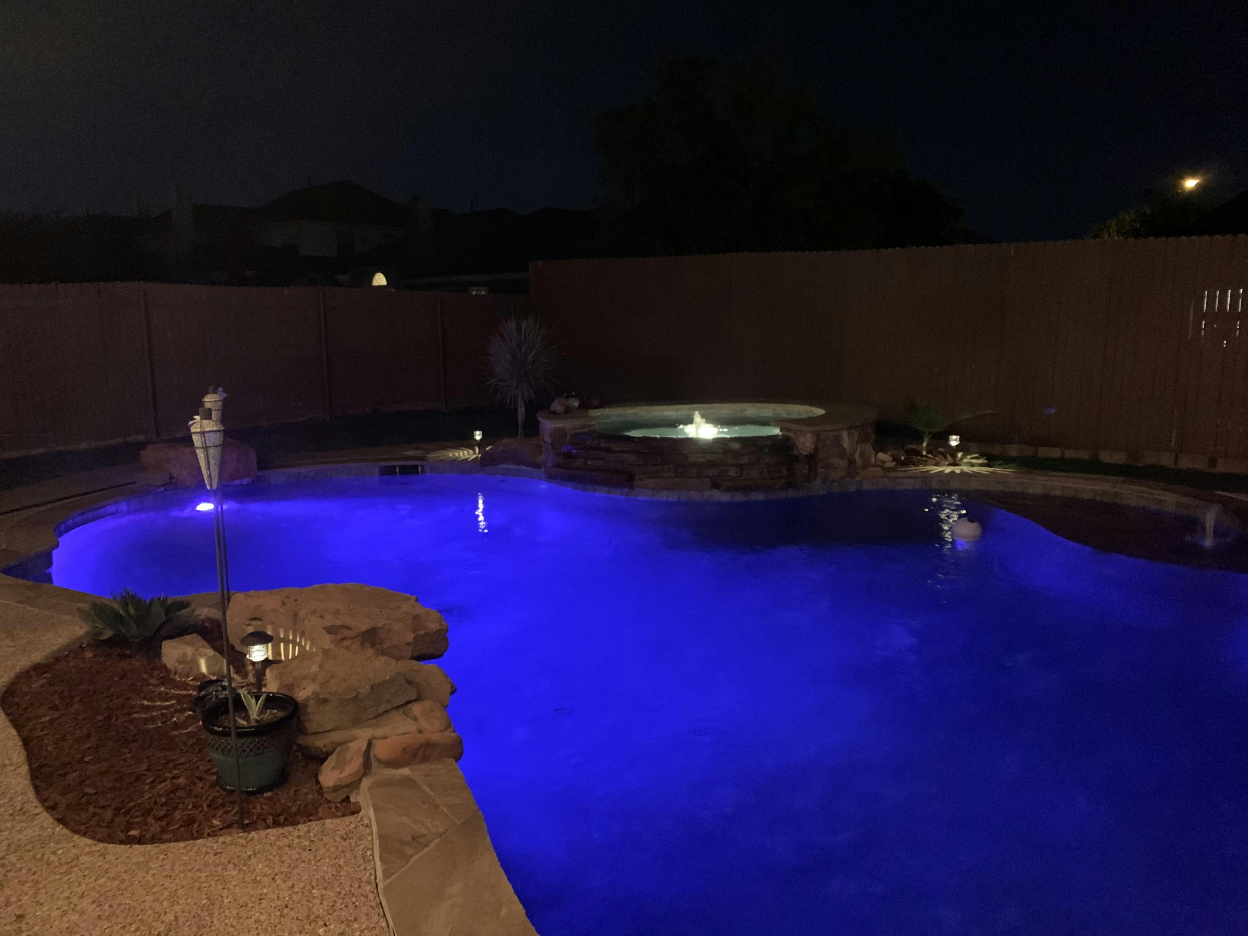 Sparkling Clear Pool With Attached Hot Tub! Come Cool Down! - Private ...