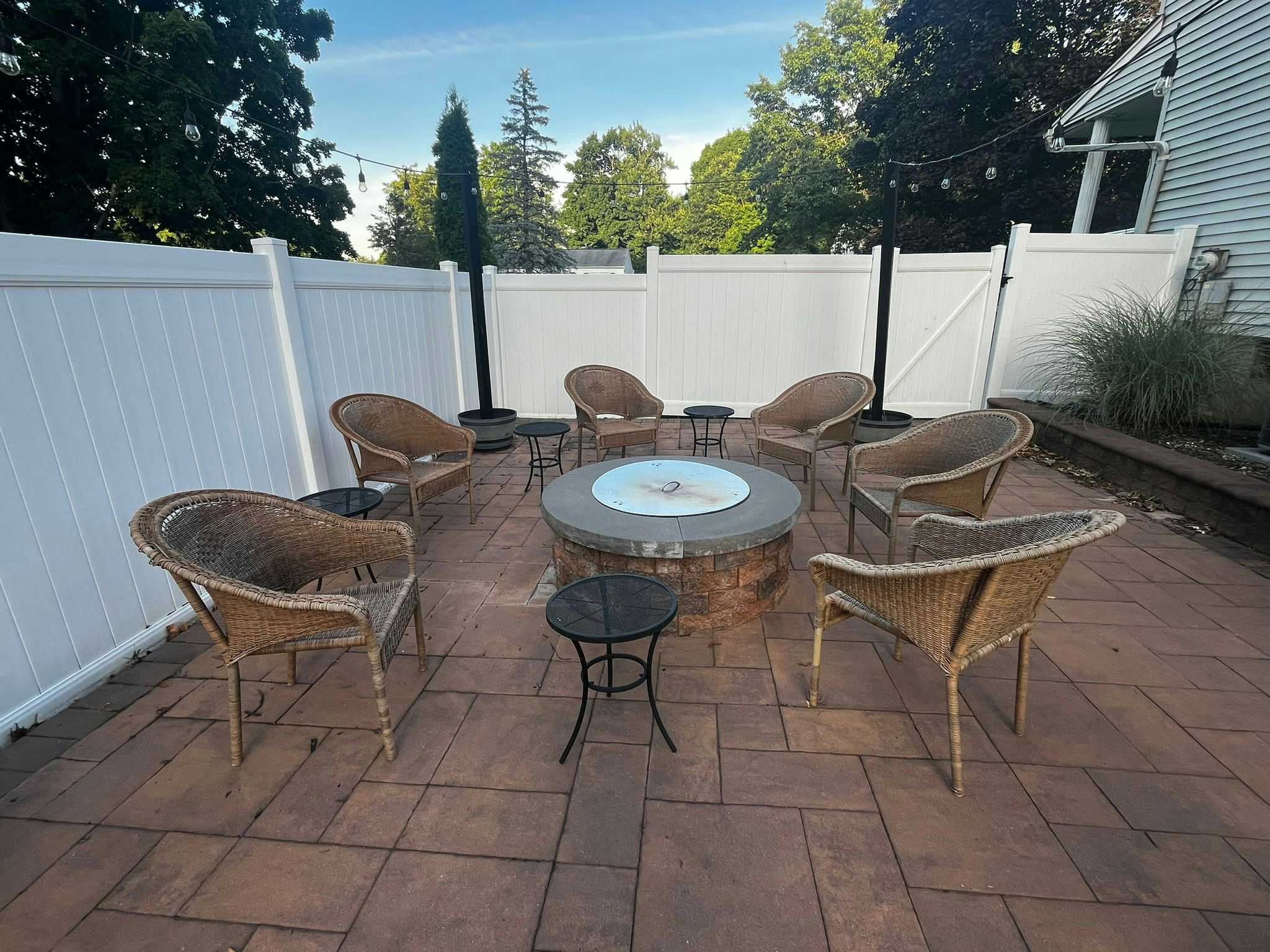 Listing photo-2