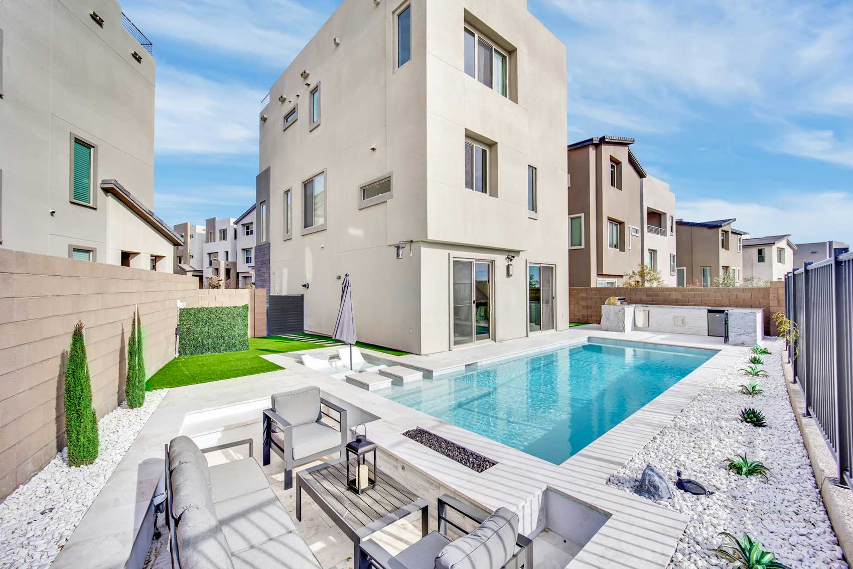 Listing photo-3
