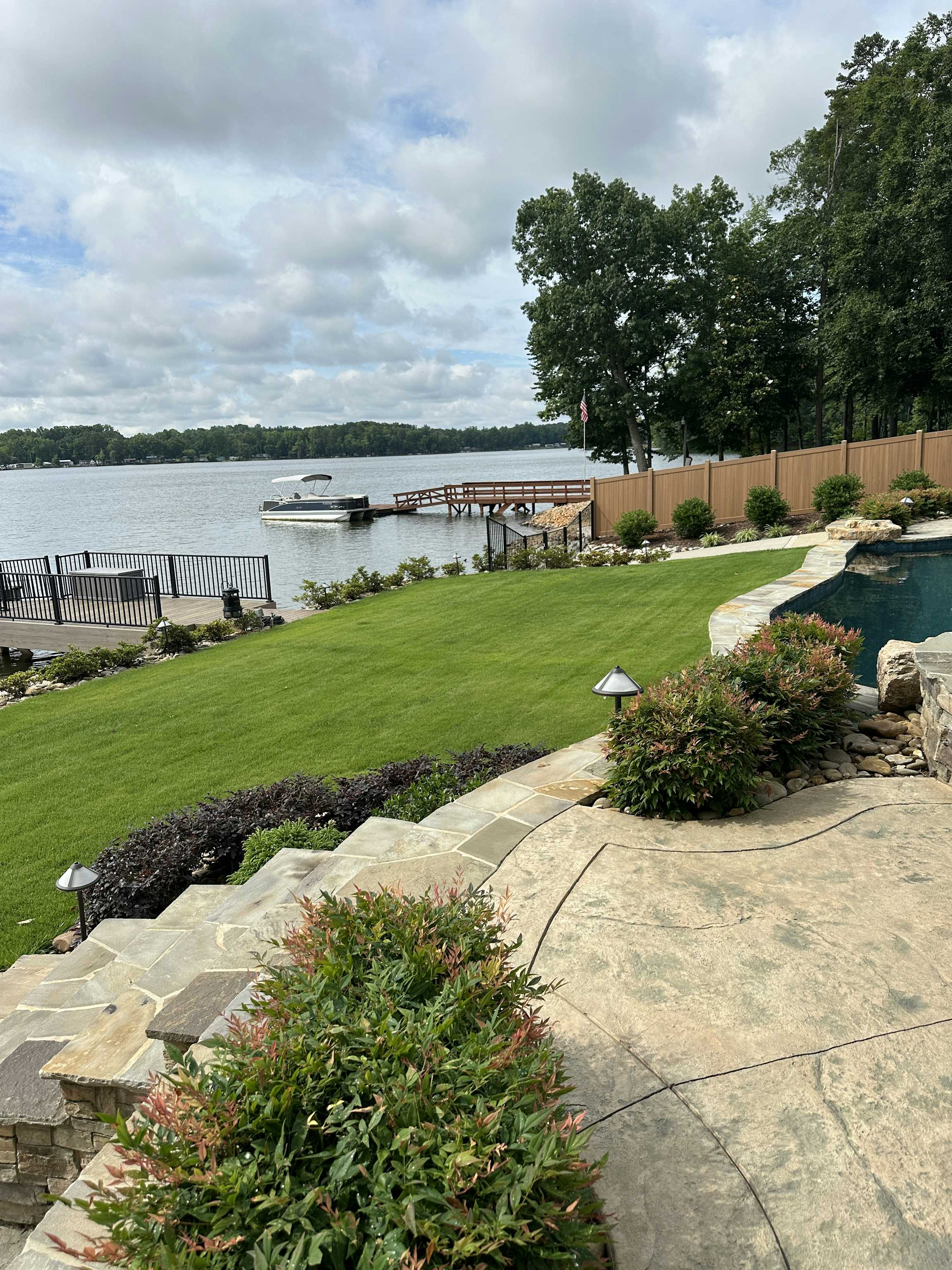 Listing photo-3