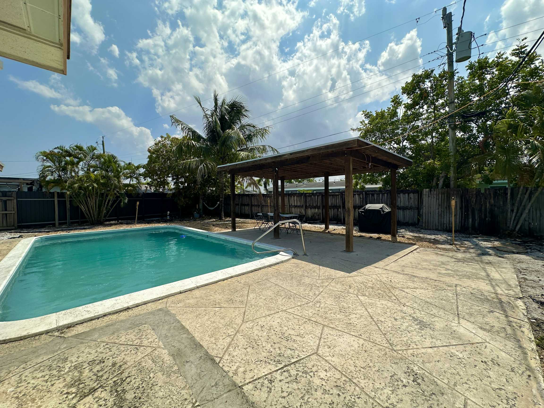 Listing photo-3