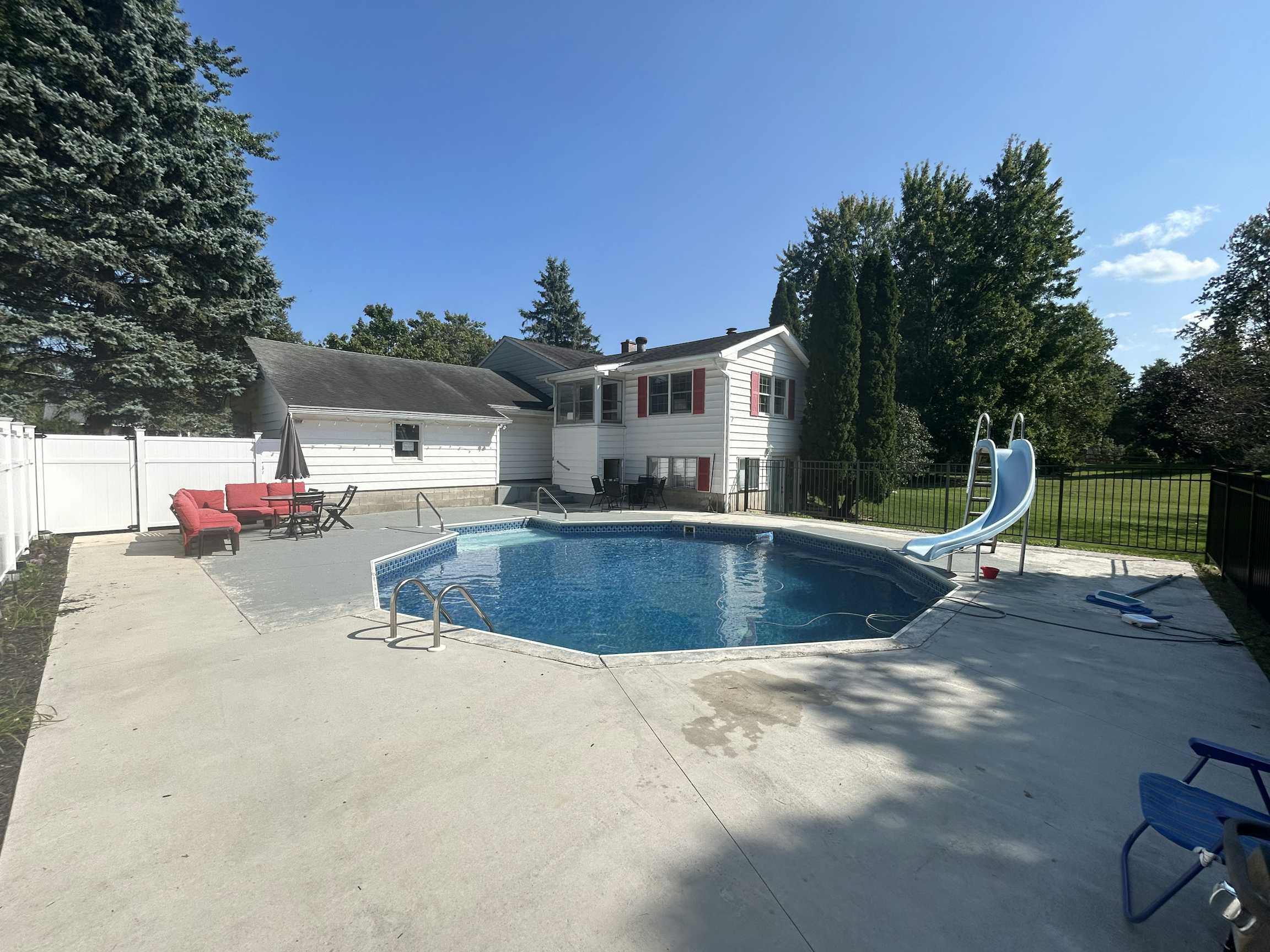 Listing photo-2