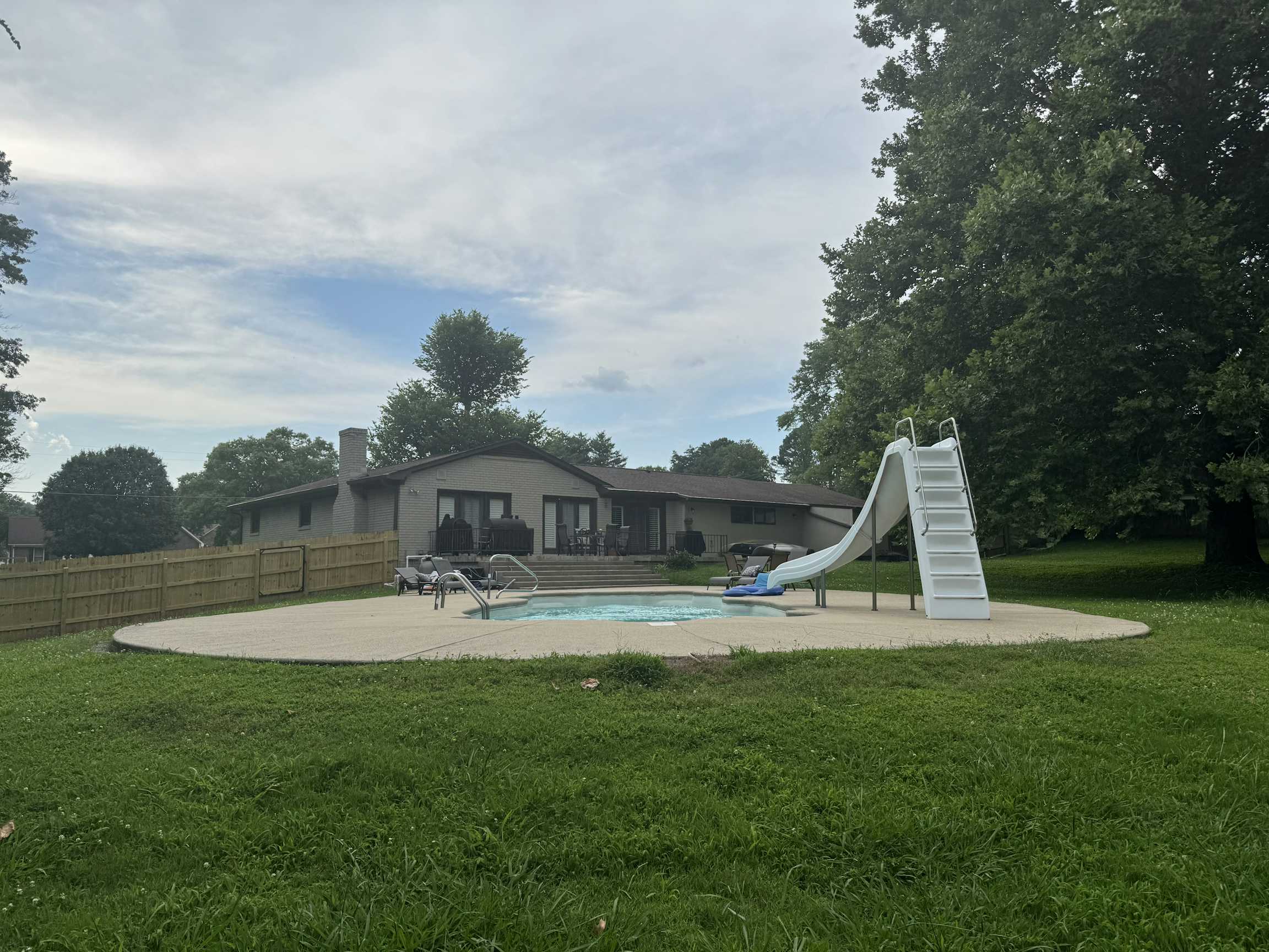 Listing photo-3