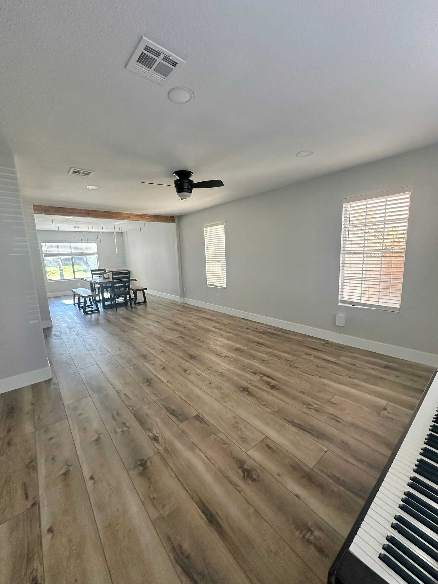 Listing photo-3