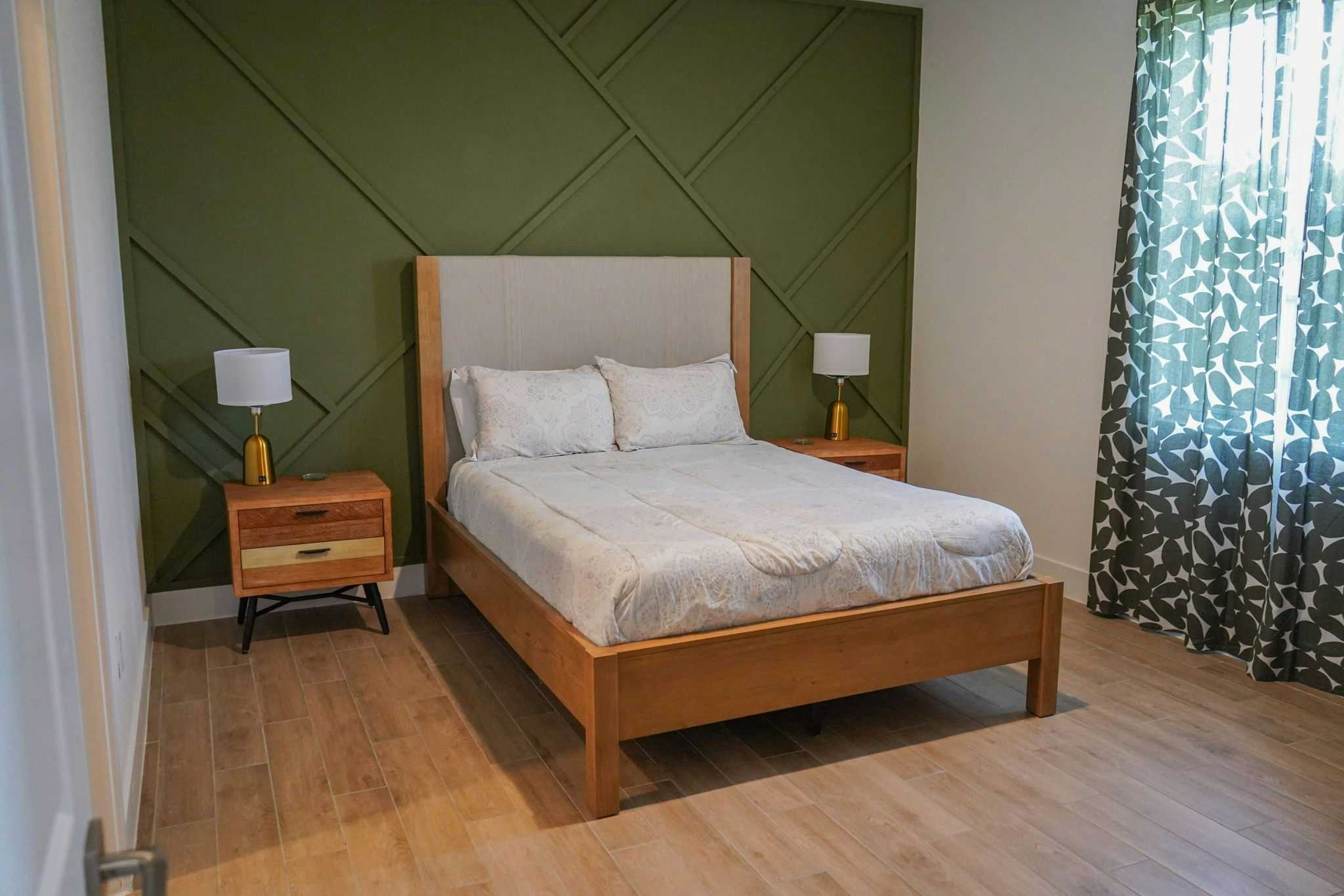 Listing photo-2