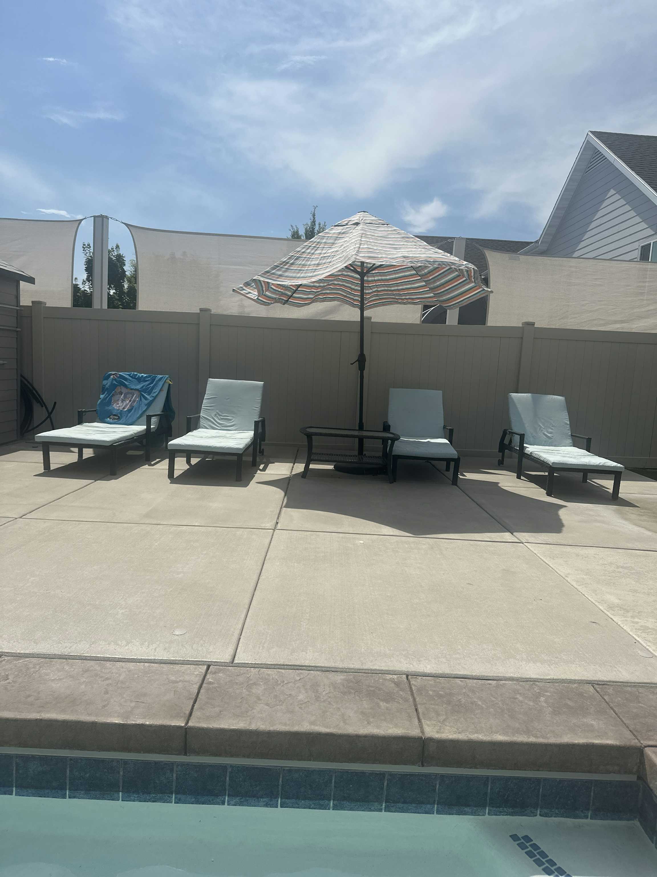 Listing photo-2