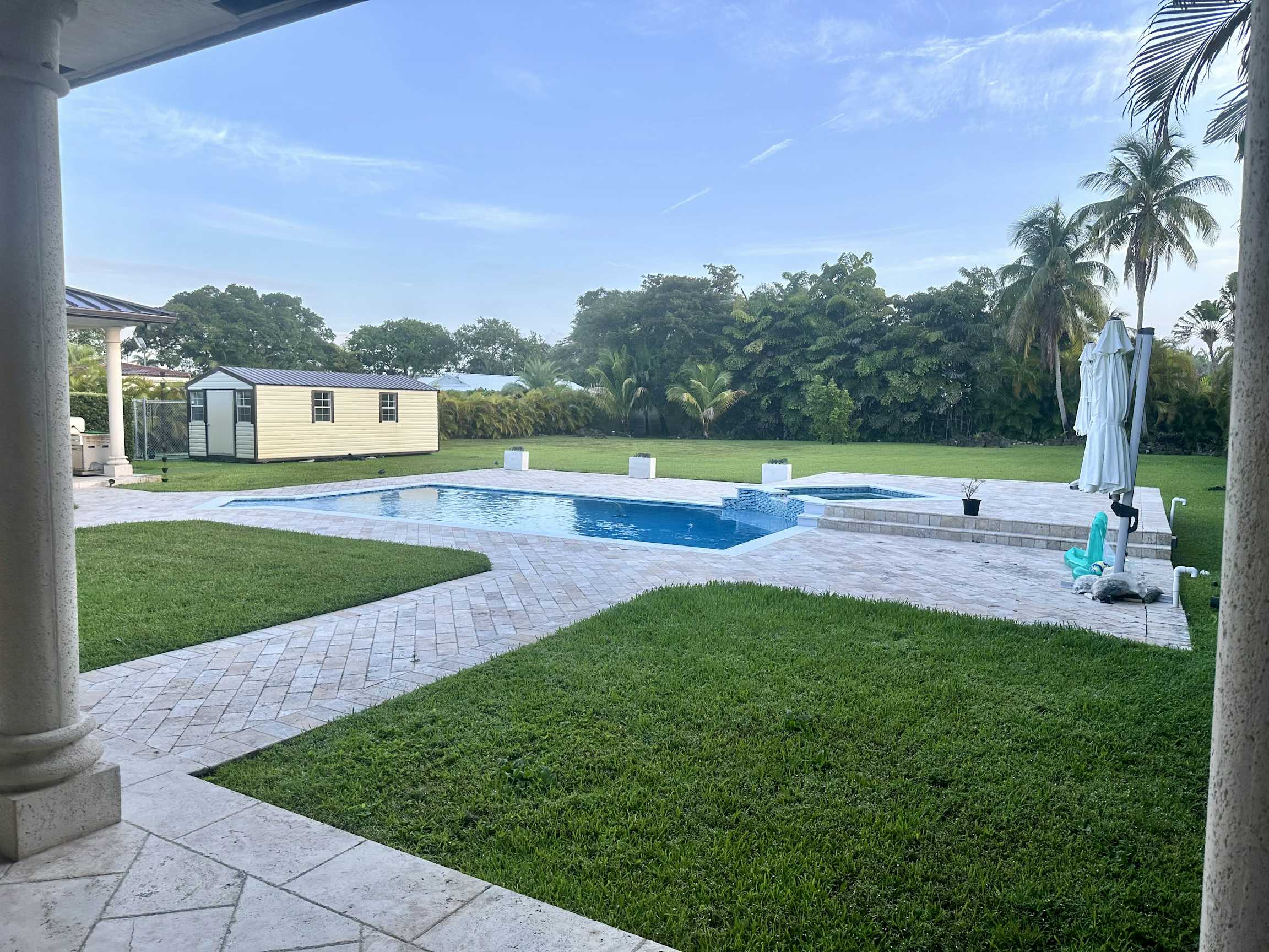 Listing photo-2