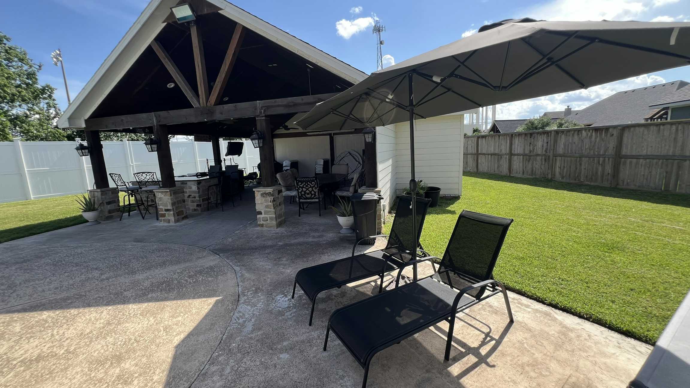 Listing photo-3