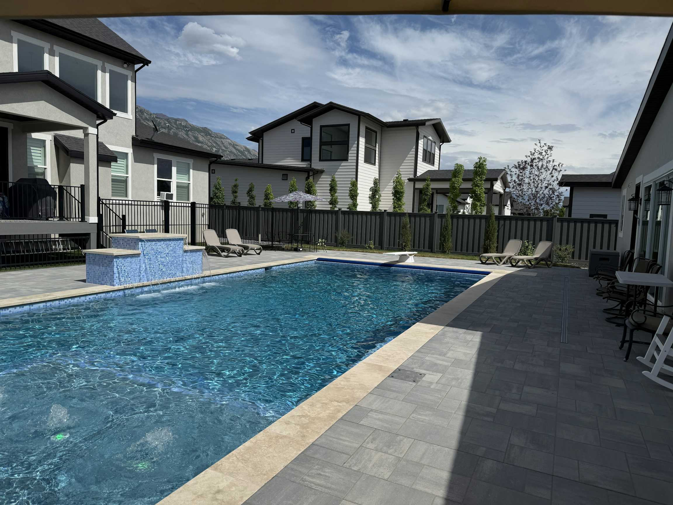 Listing photo-2