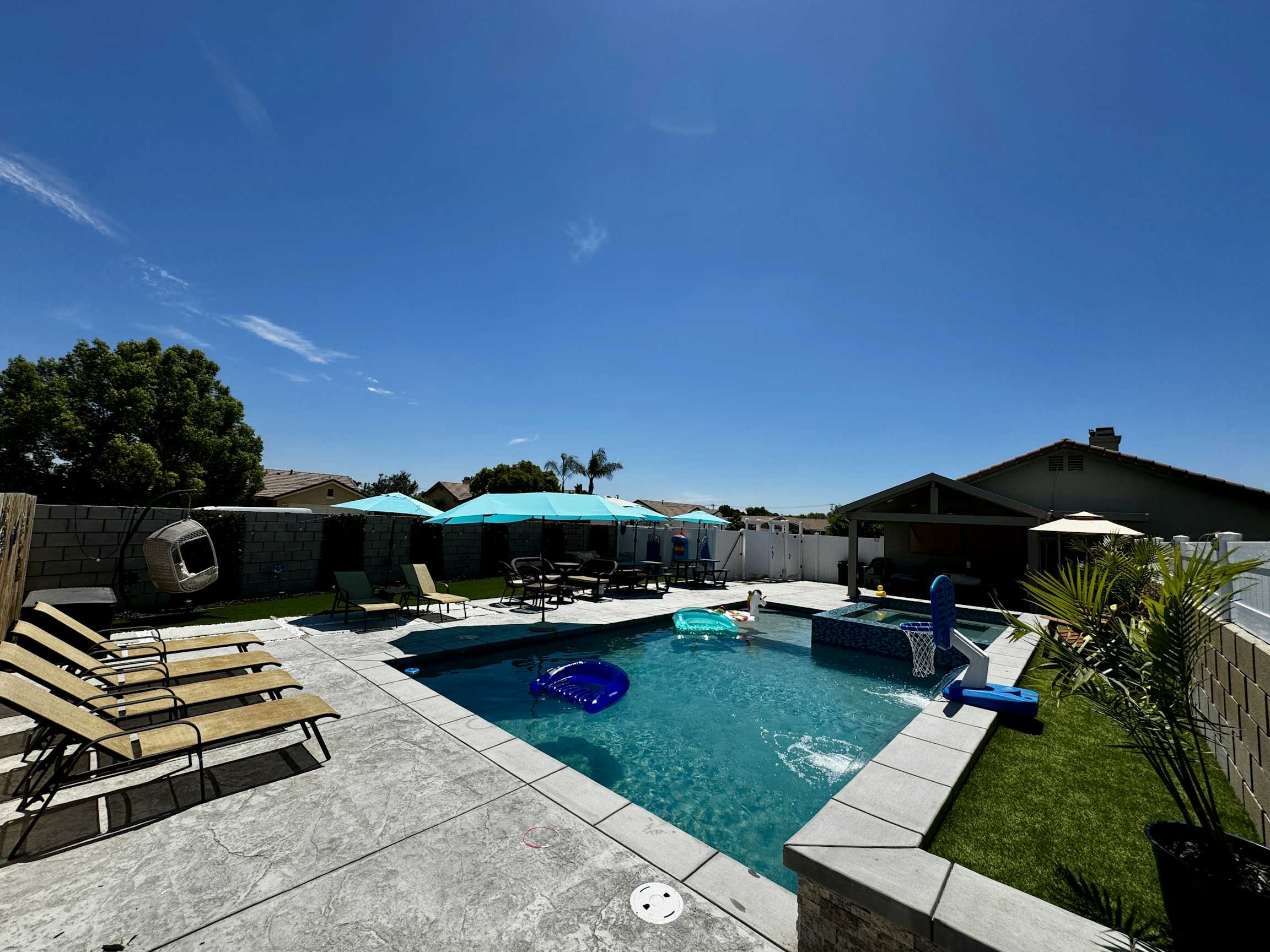 Listing photo-2