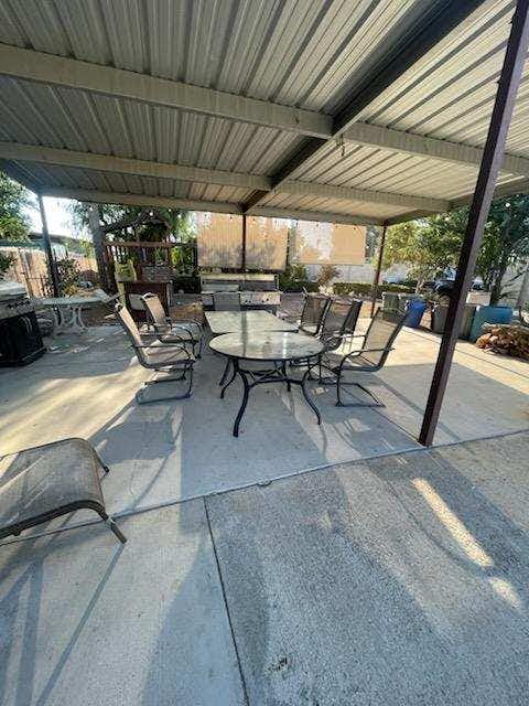 Listing photo-2