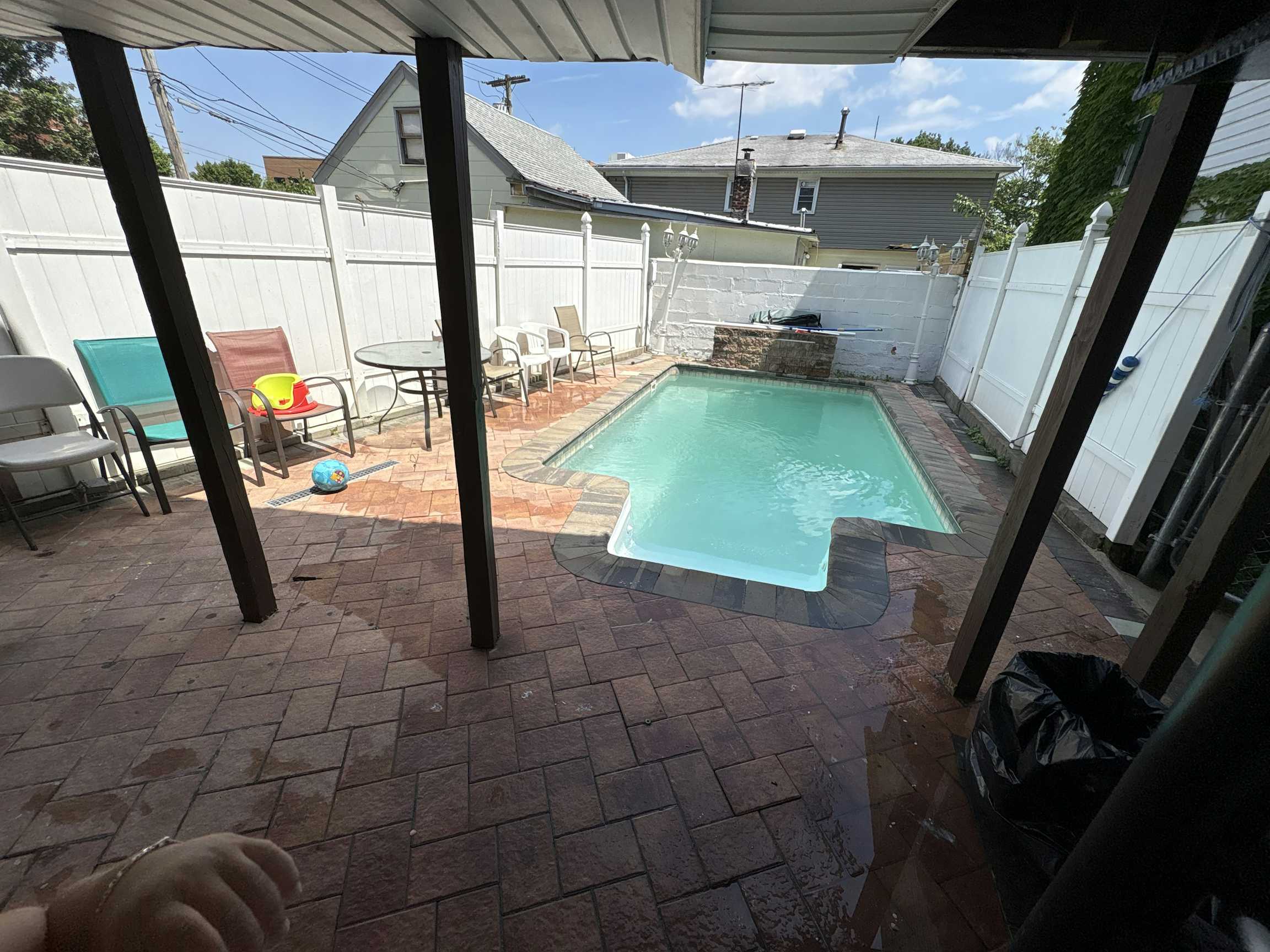 Listing photo-2
