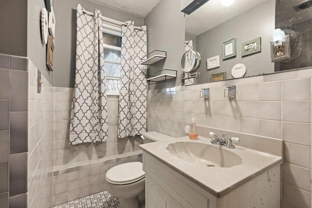 Listing photo-2