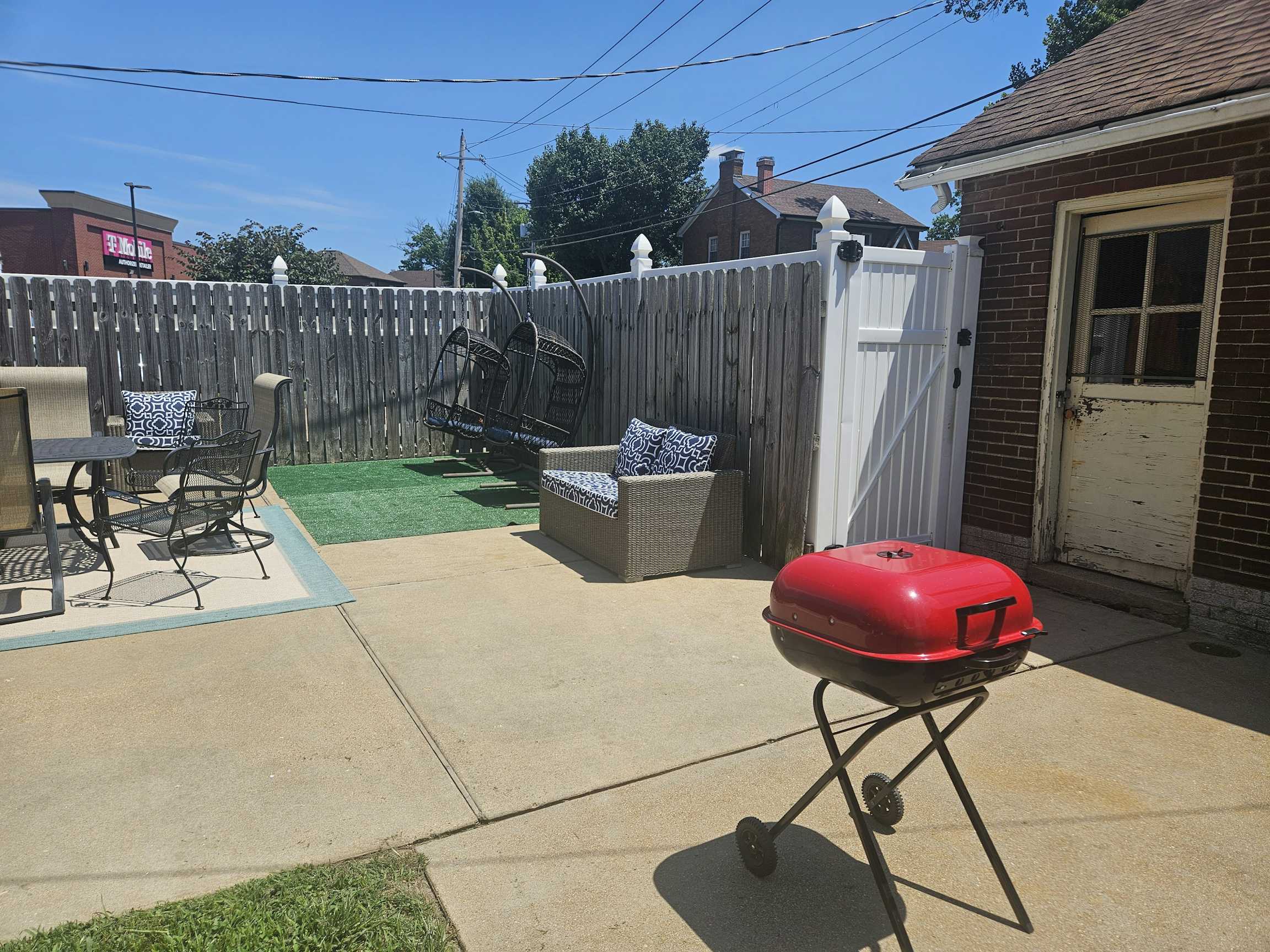 Listing photo-3