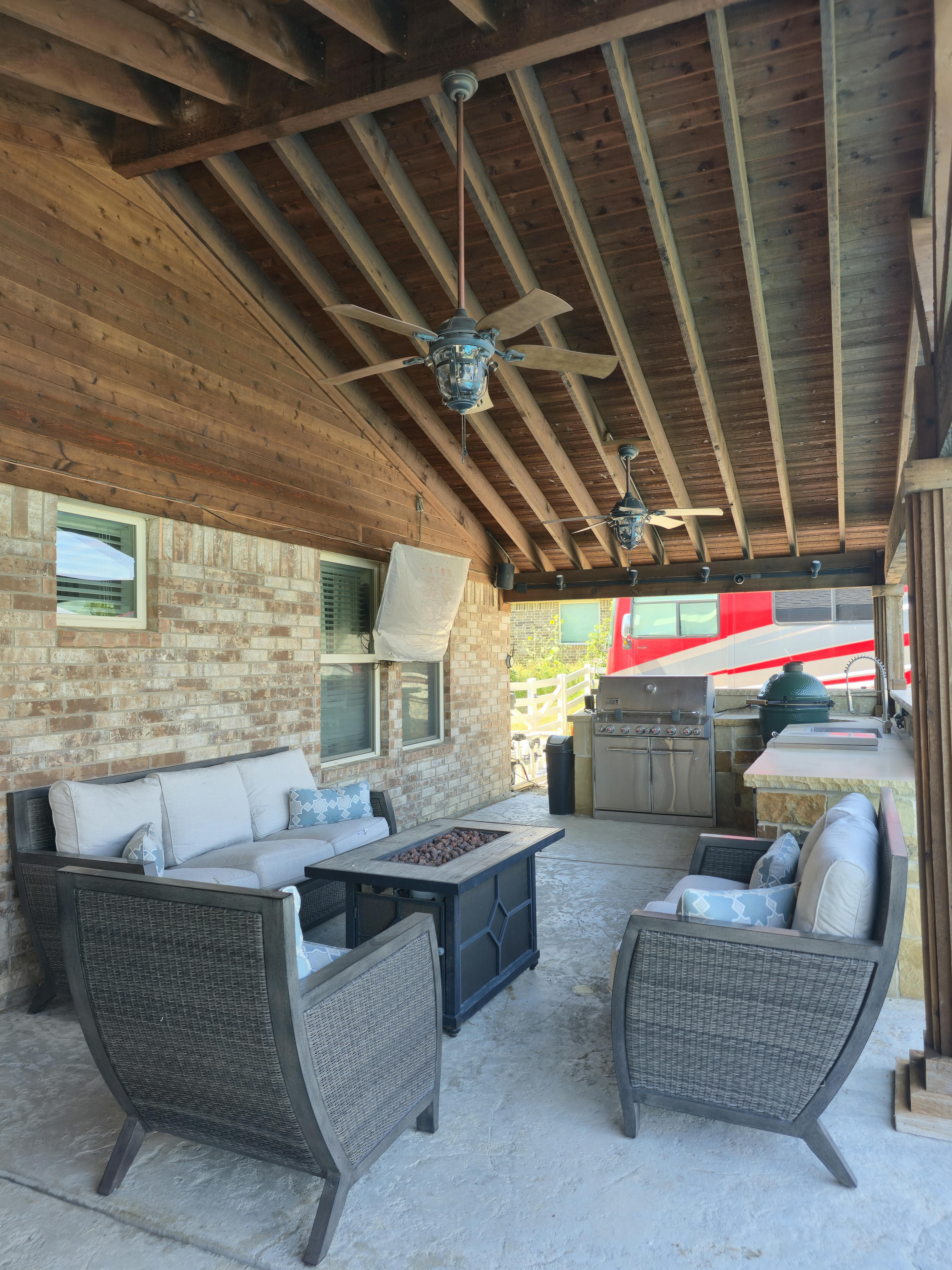 Listing photo-2
