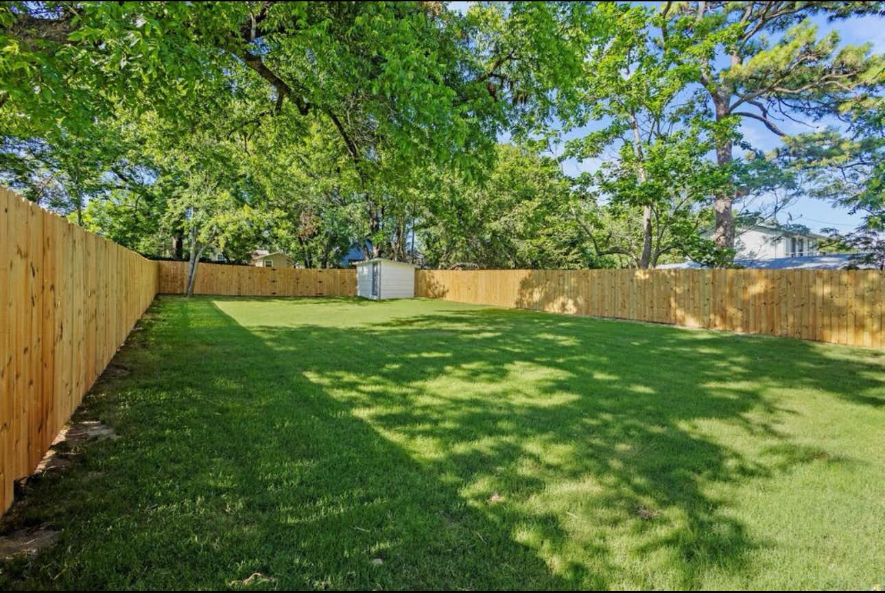 Listing photo-2