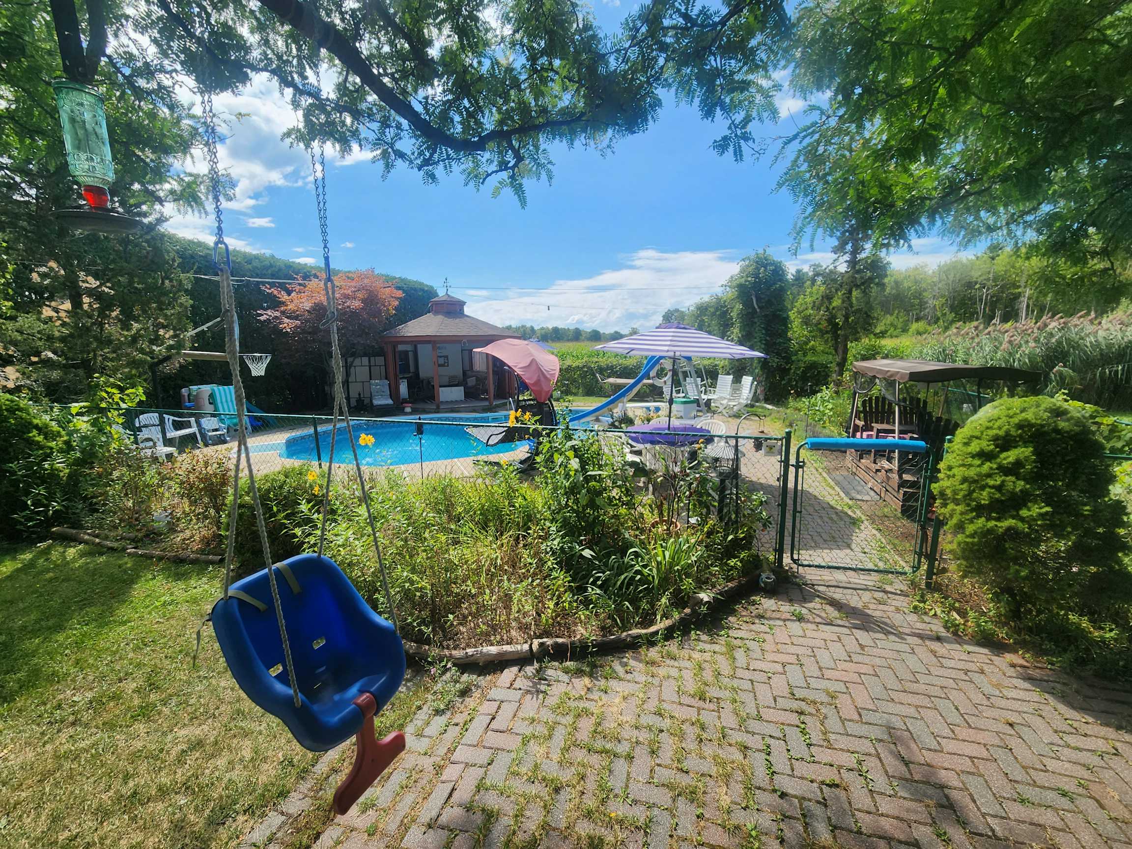 Listing photo-2