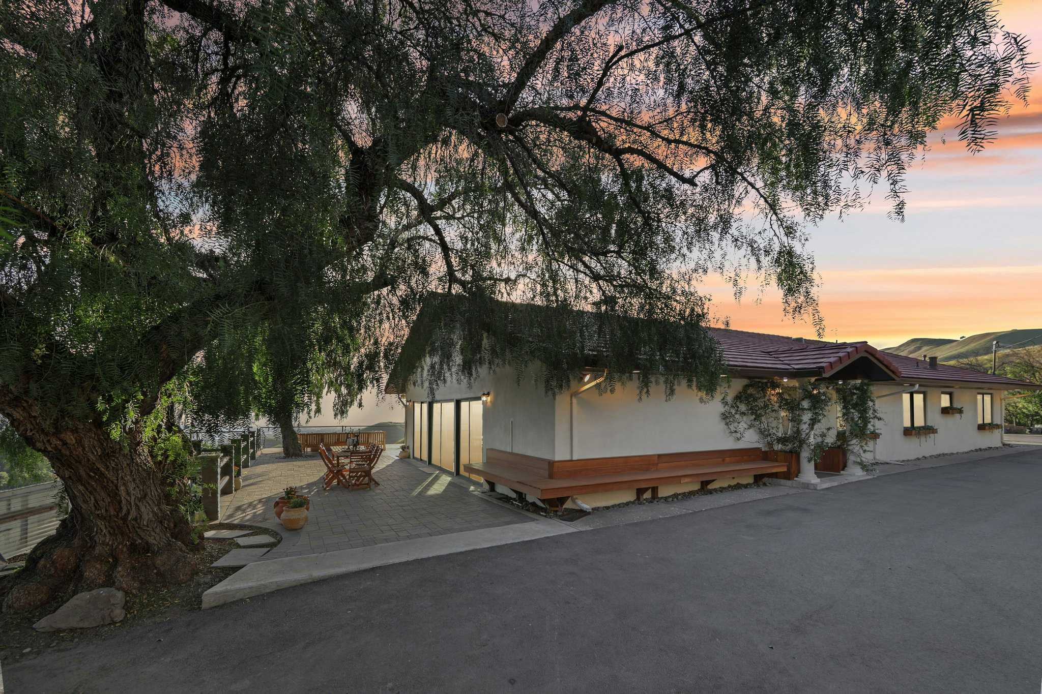 Listing photo-5