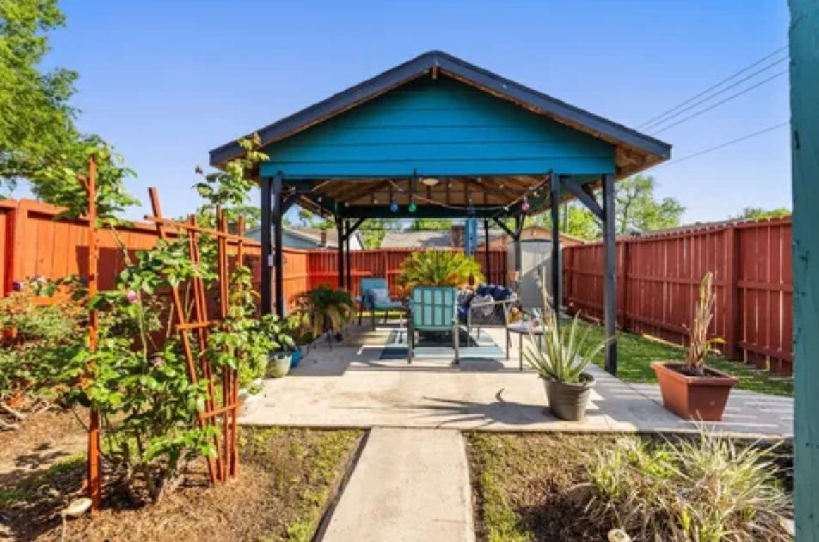 Listing photo-3