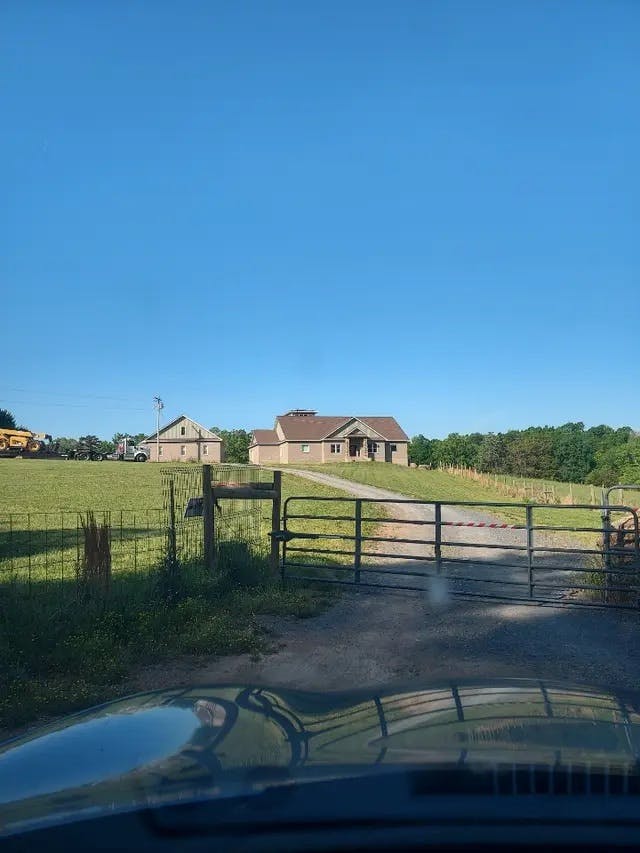 Listing photo-3