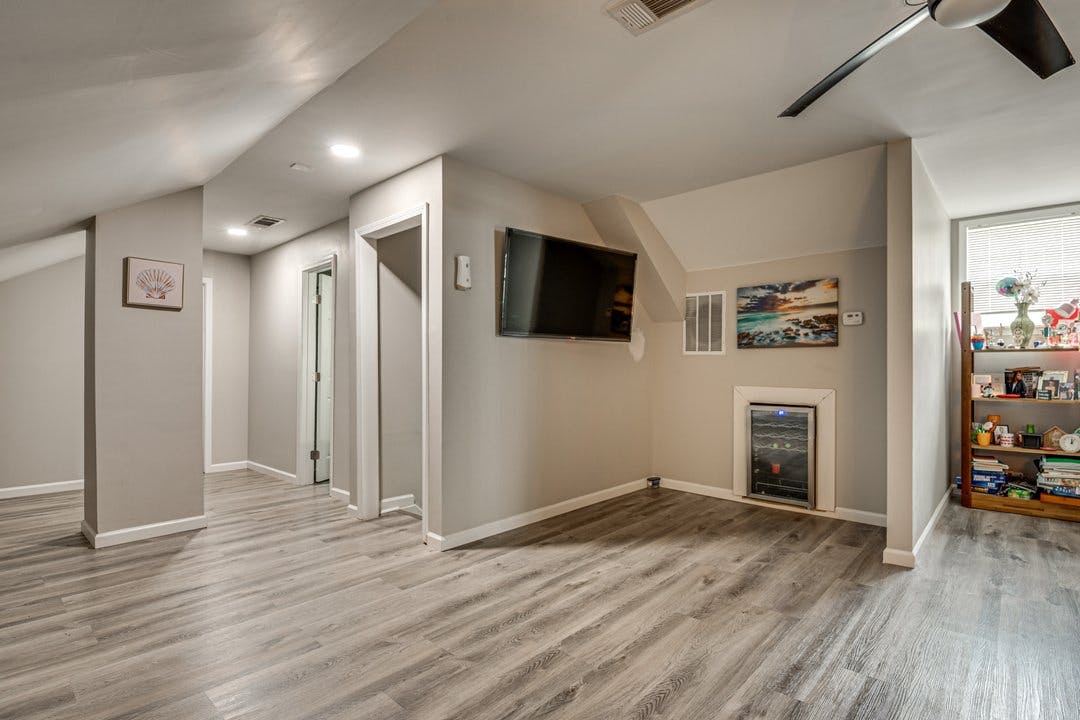 Listing photo-3