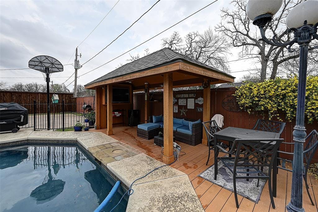 Listing photo-2