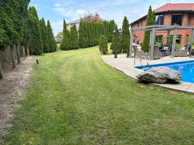 Listing photo-2