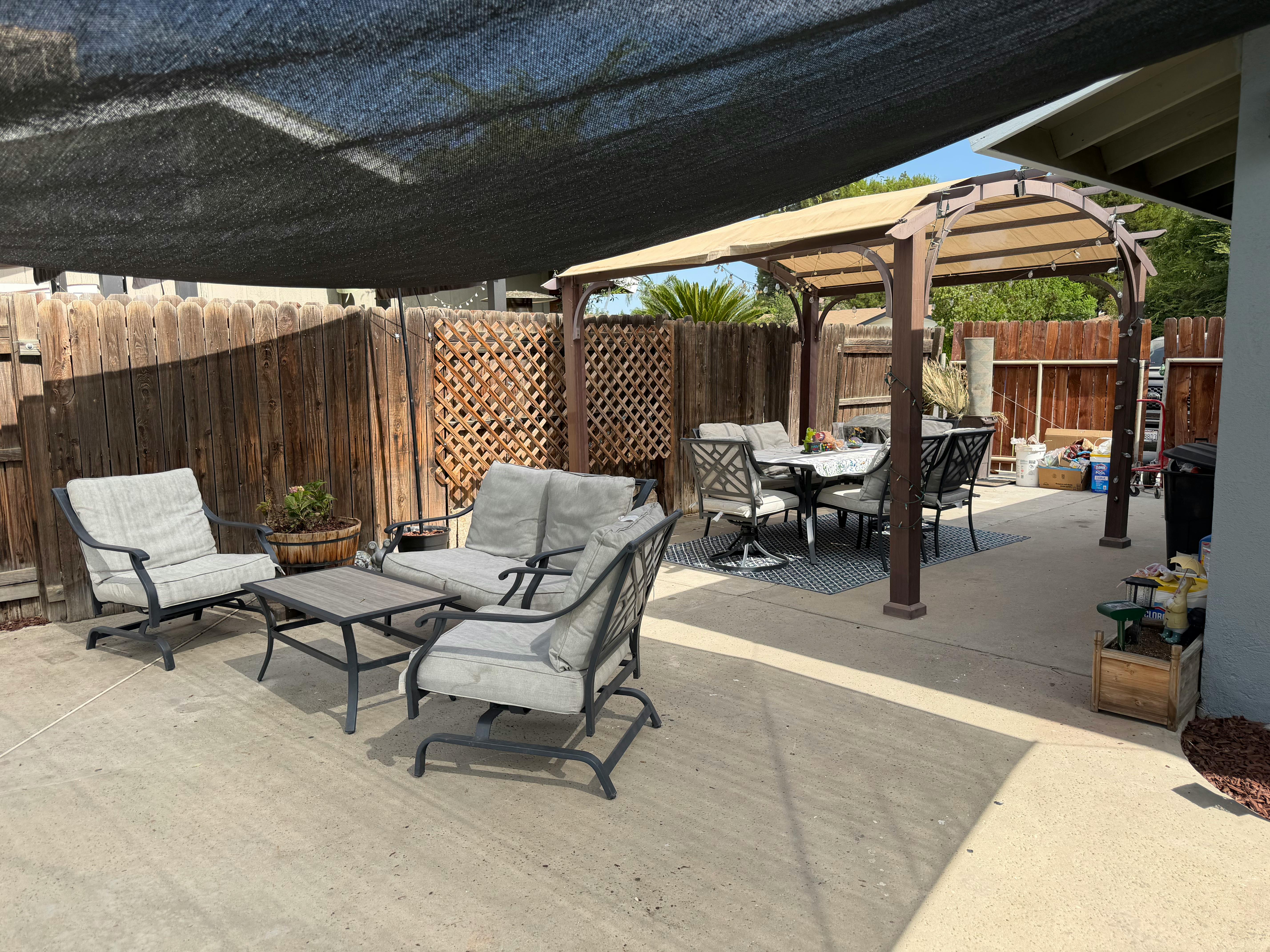 Listing photo-2