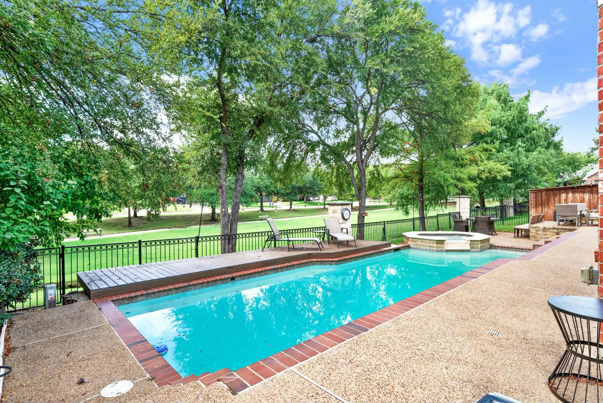 Listing cover image