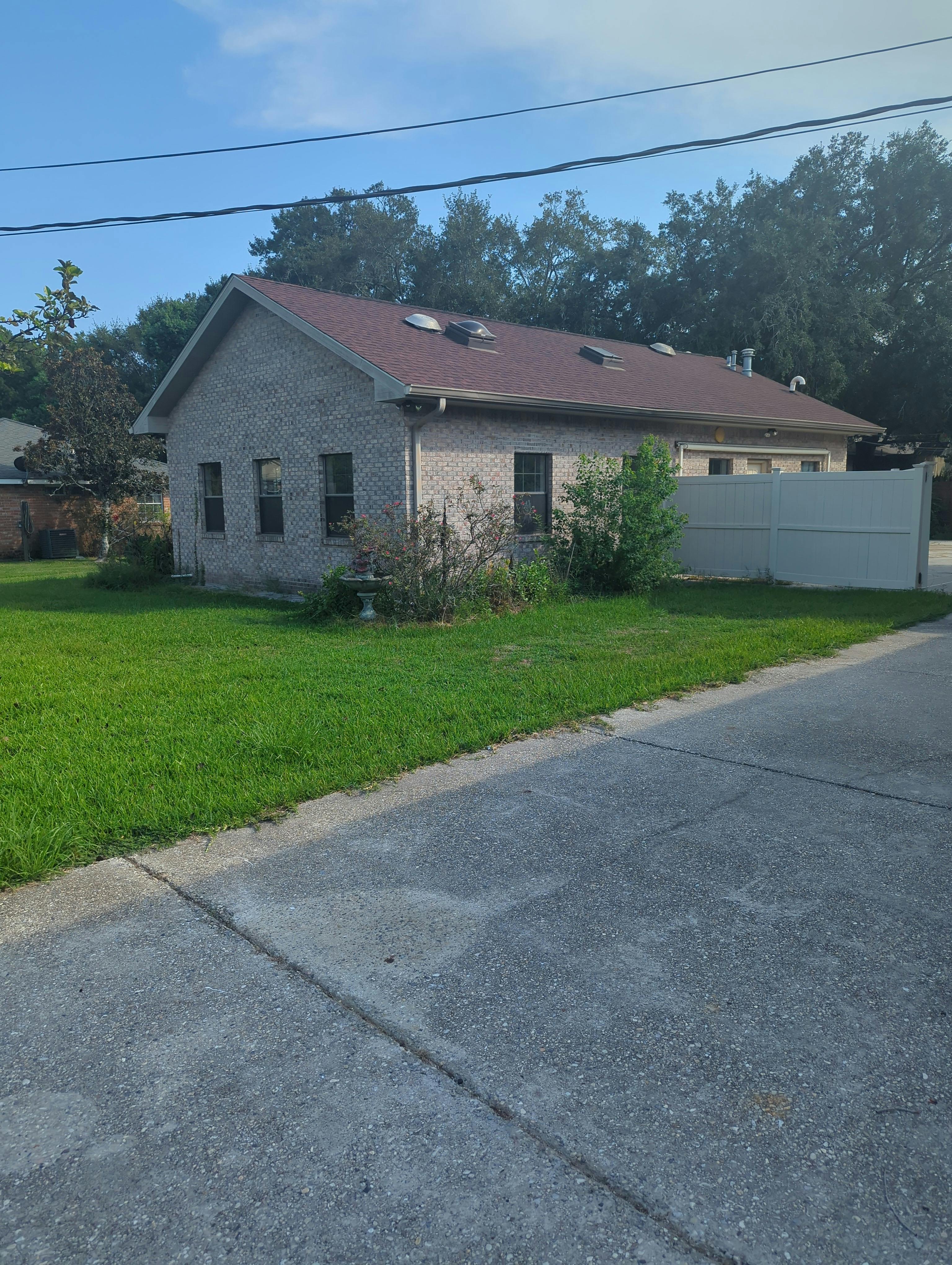 Listing photo-2
