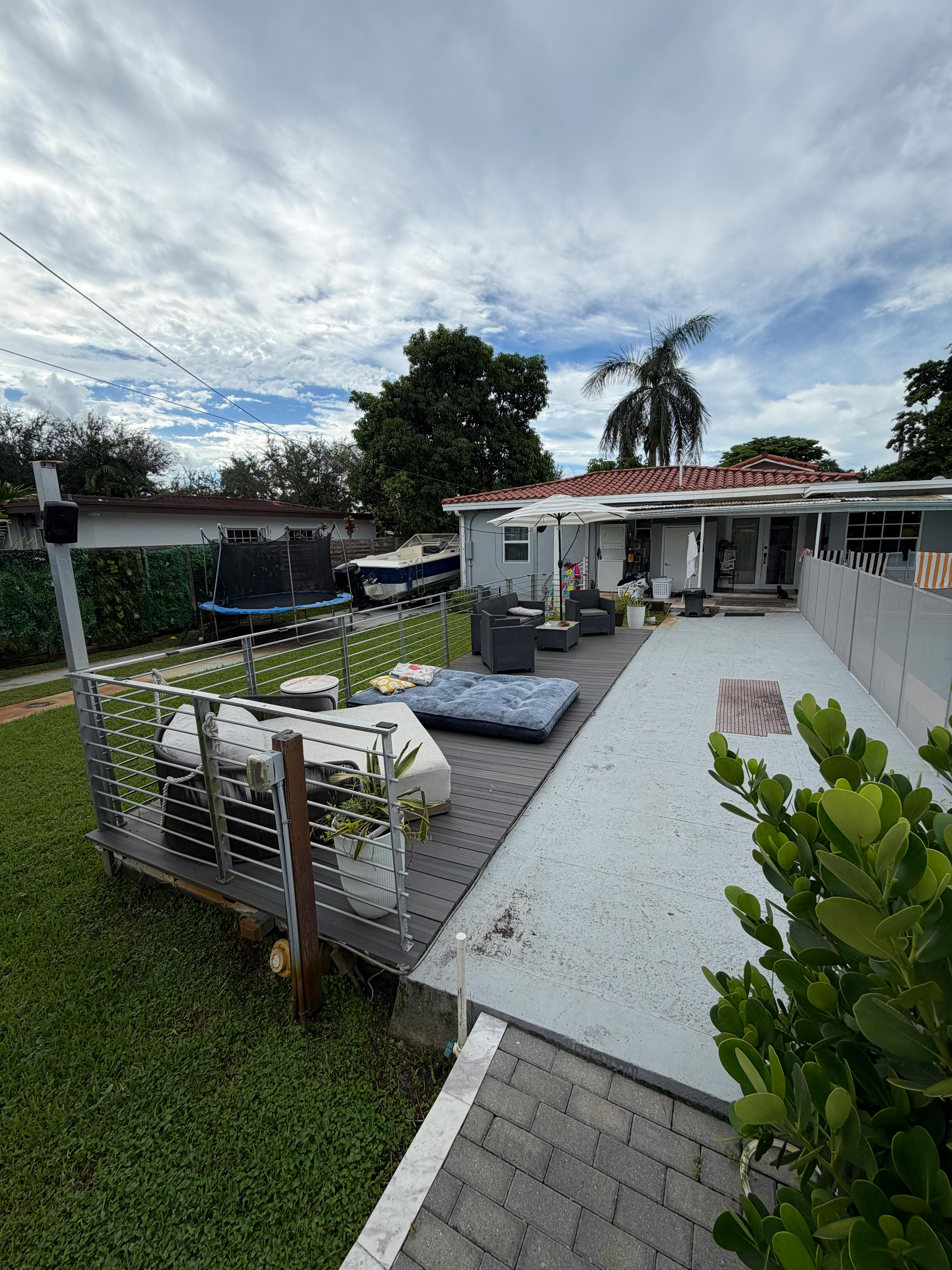 Listing photo-3