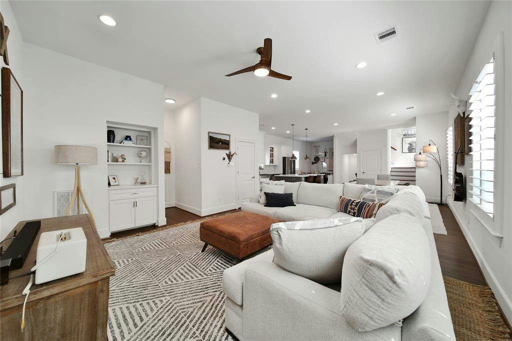Listing photo-3