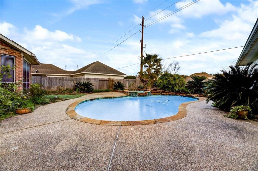 Listing photo-3