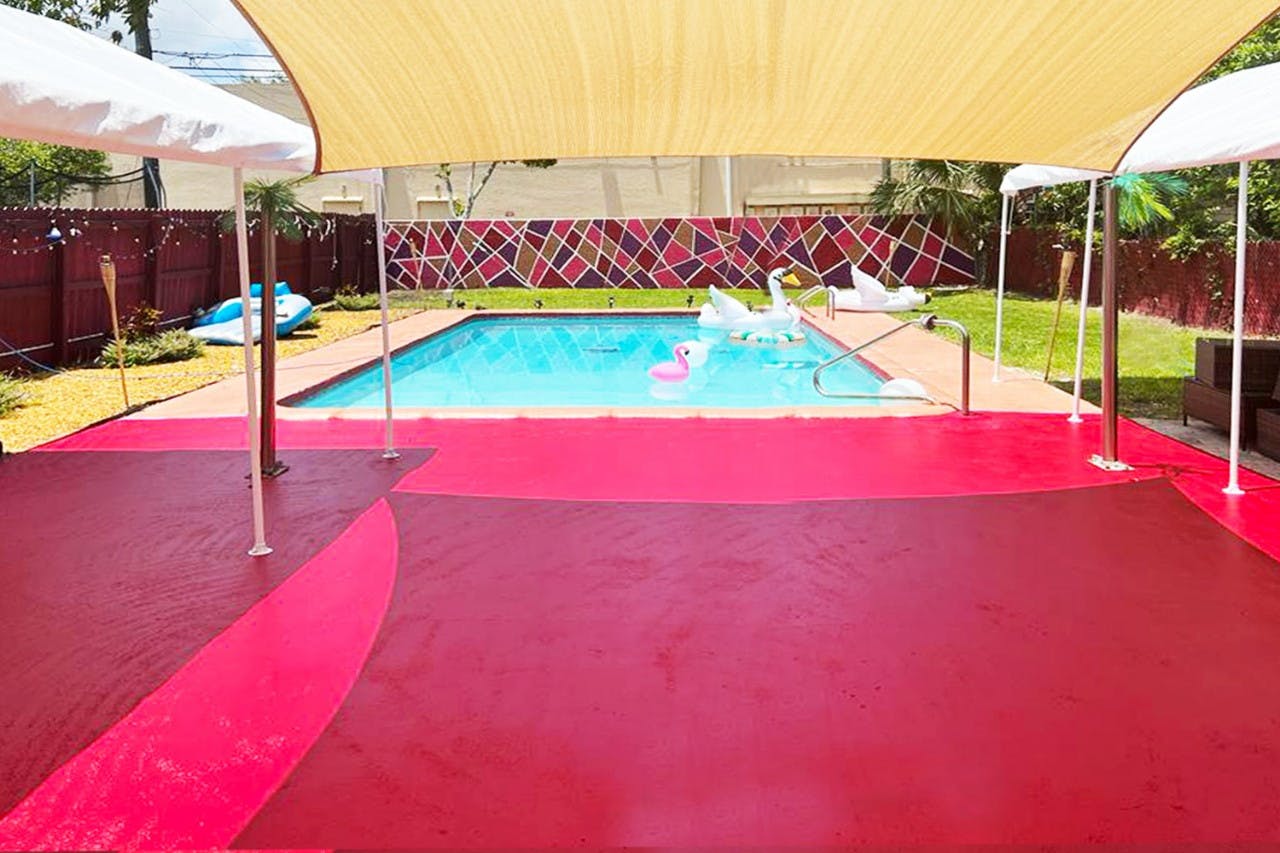the-cyenergy-premier-pool-party-destination-private-pool-in-west