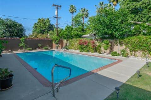Listing photo-2