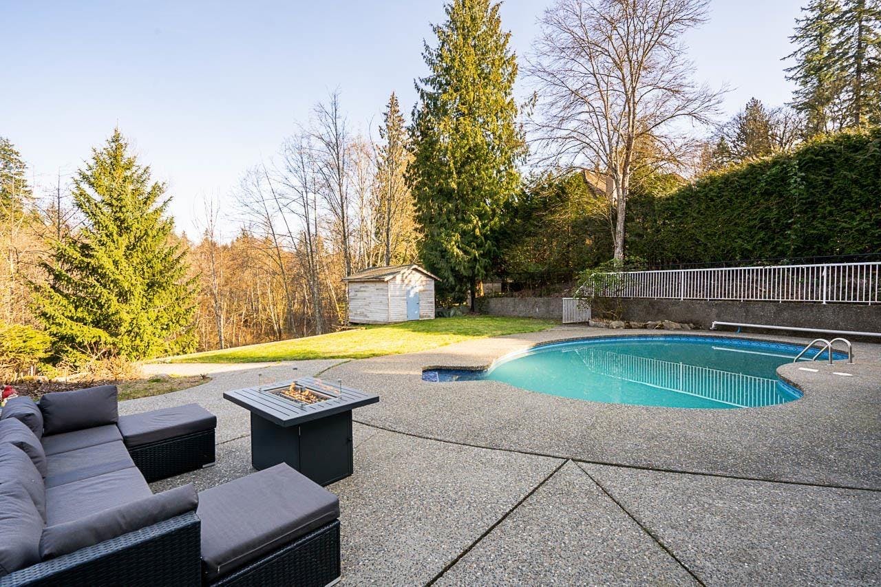 Private Backyard Oasis in Langley! Private Pool in Langley Swimply