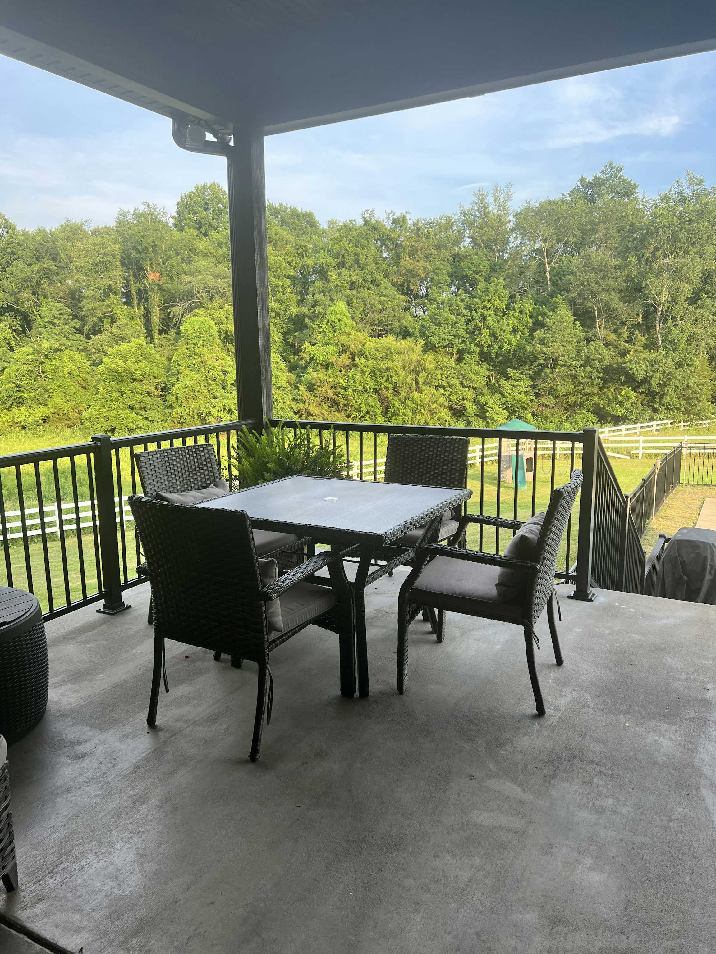 Listing photo-2