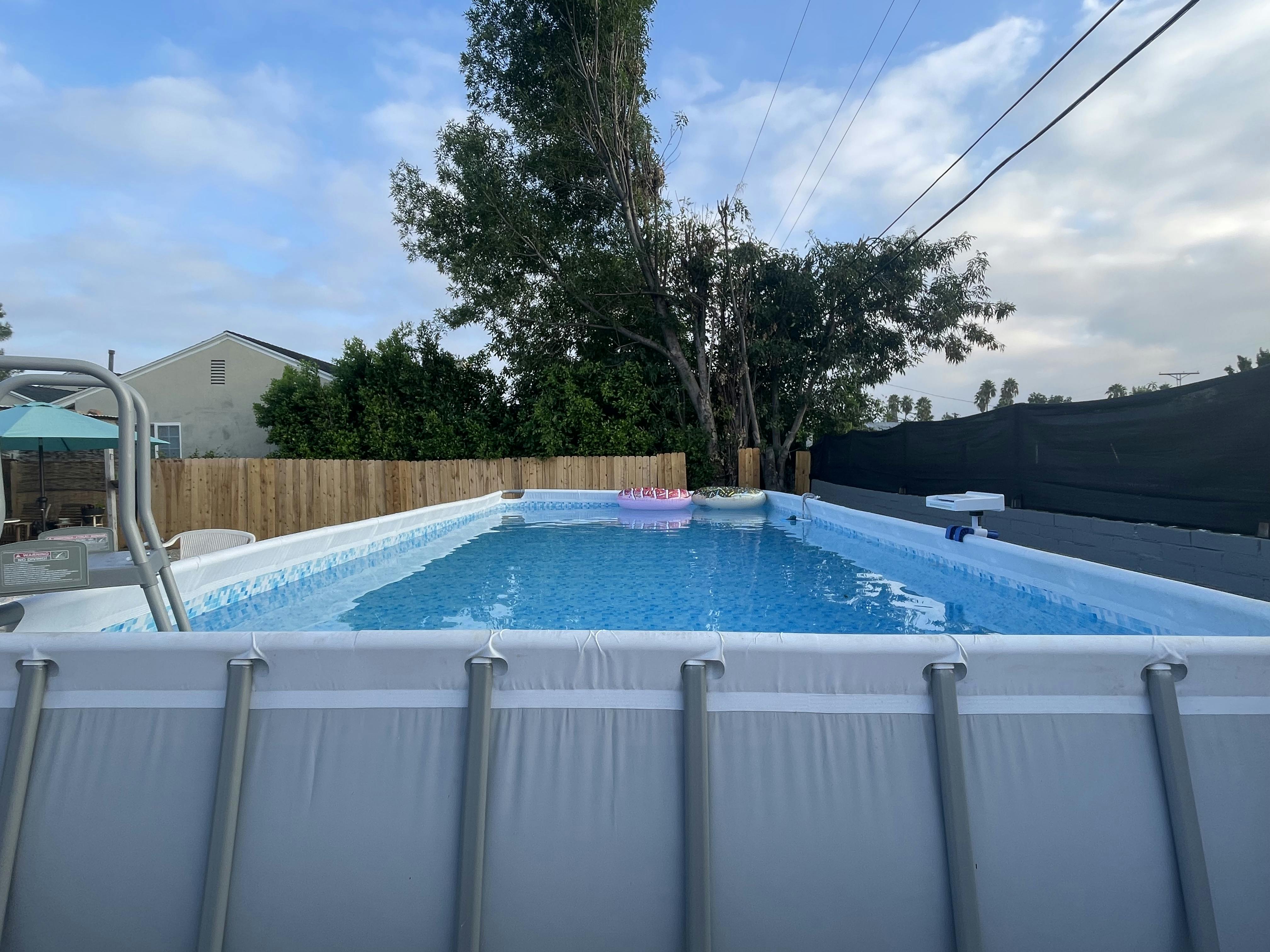 Encino Park Saltwater Pool Private Pool in Los Angeles Swimply