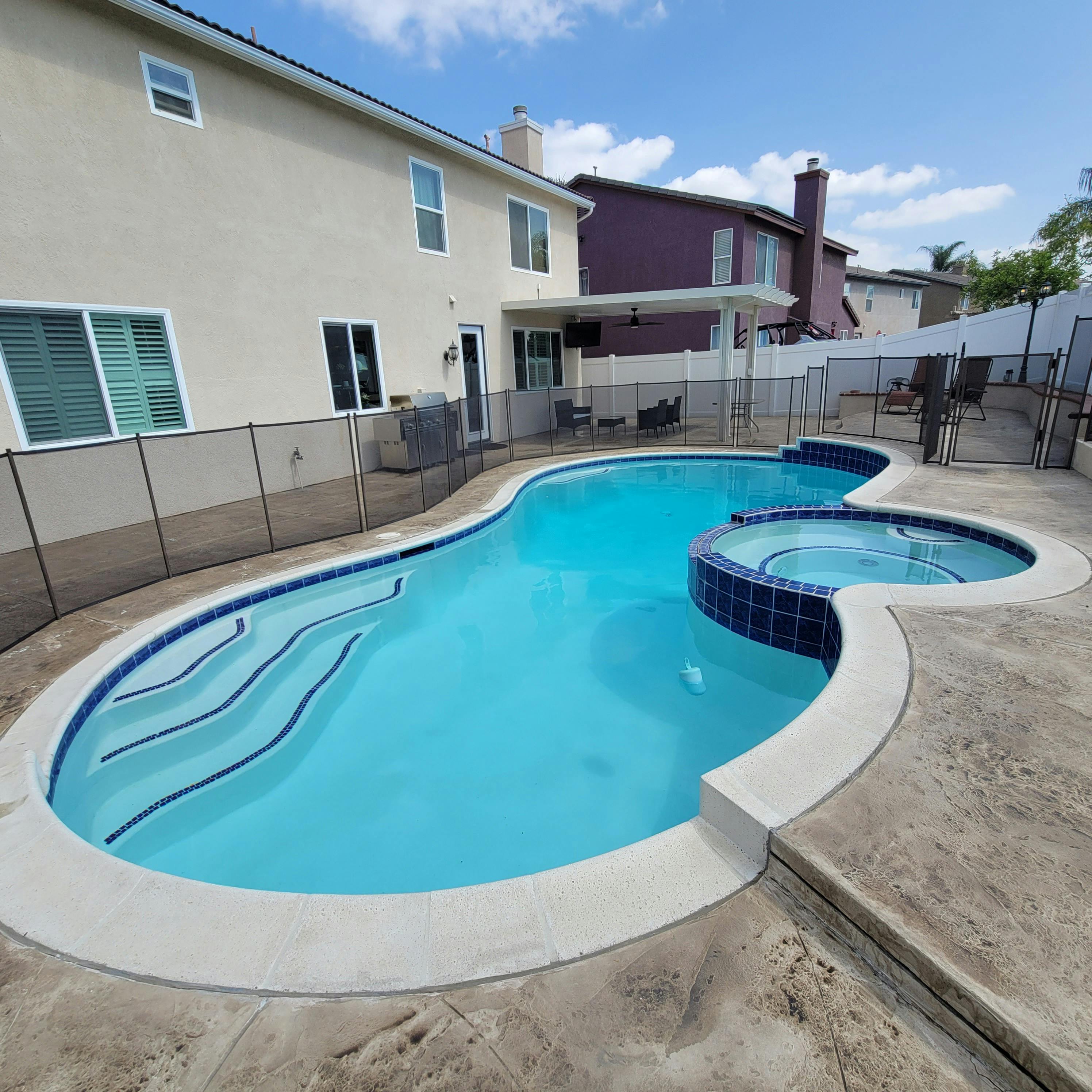 Luxurious Indoor Outdoor Court - Rent a private basketball court in  Lawrence, New York - Swimply