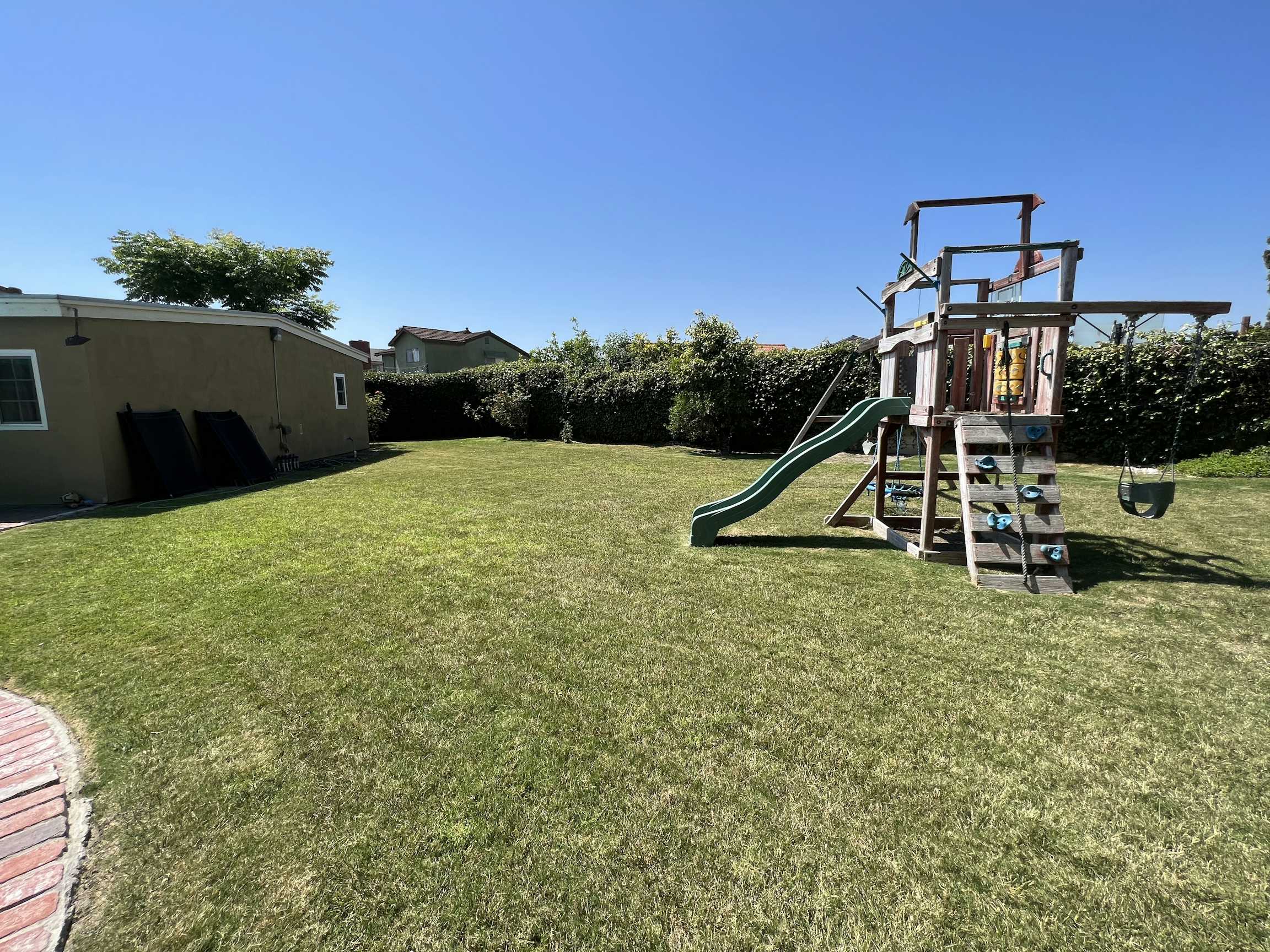 Listing photo-3
