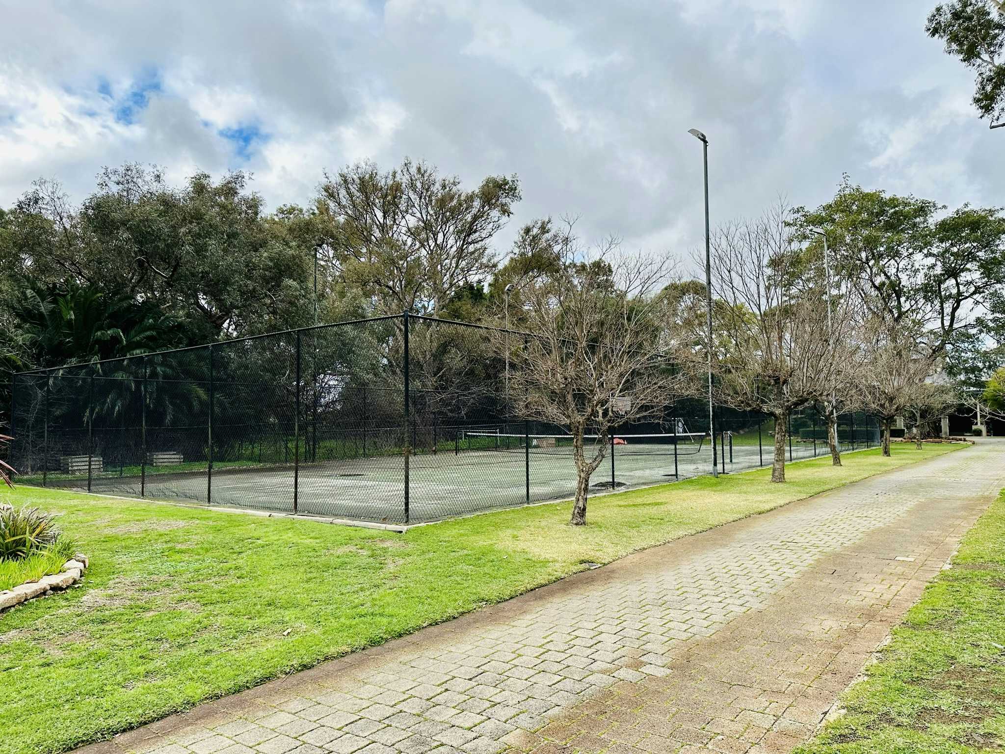 Listing photo-2