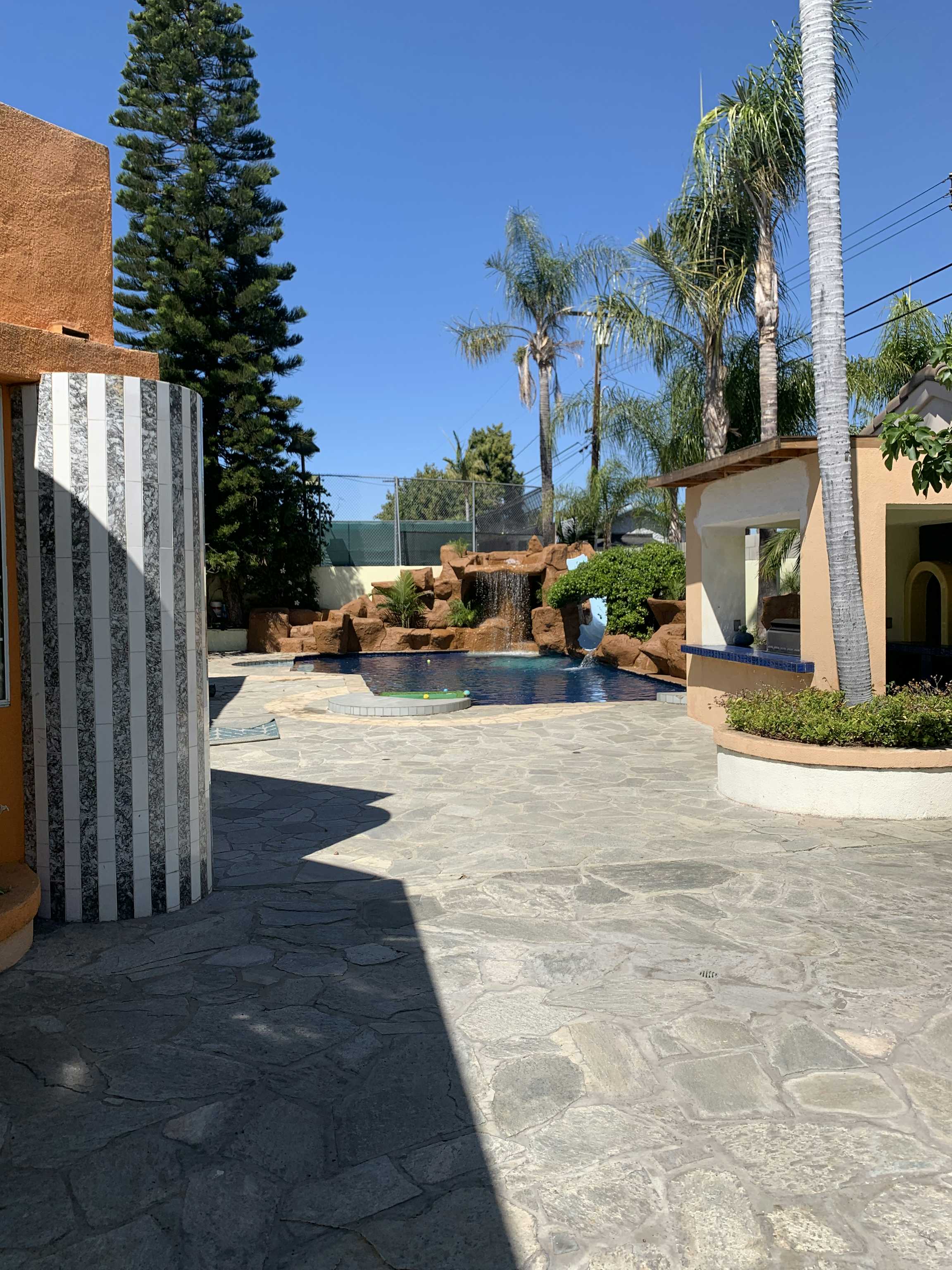 Listing photo-3