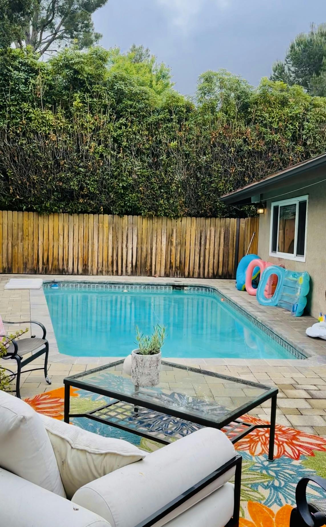 Hot Tub & Pool with View of Mountains! Private Pool in La Crescenta